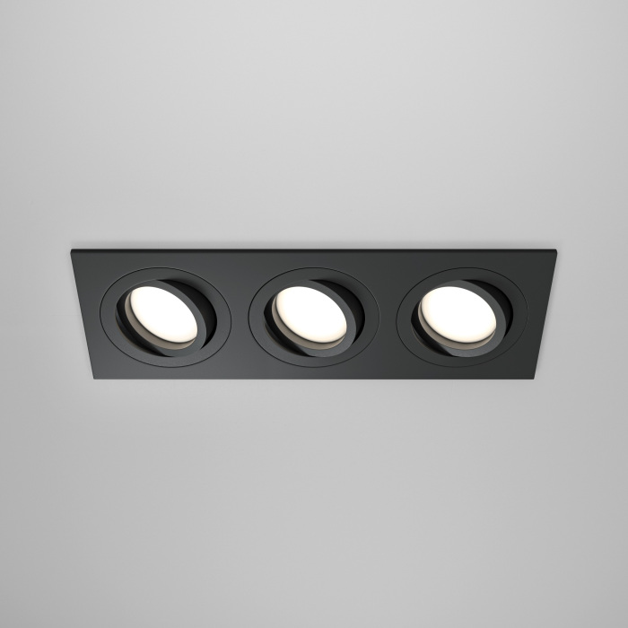 Встраиваемый светильник Atom GU10 3x50Вт Maytoni Technical DL024-2-03B (dl024-2-03b)