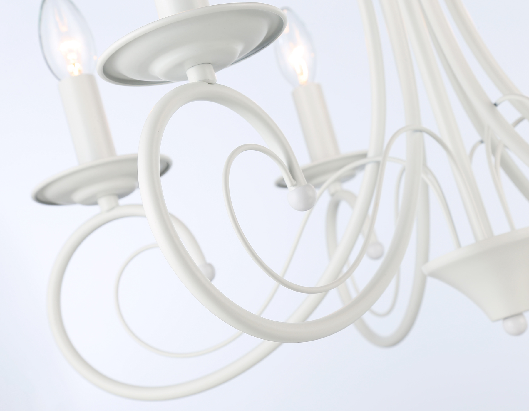 Подвесная люстра TR9611/6 WH белый E14/6 max 40W D560*650