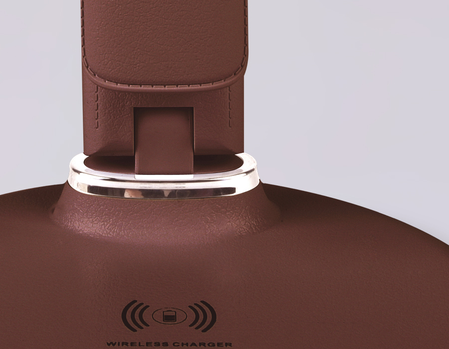 Светодиодная настольная лампа с беспроводной зарядкой DE522 BR коричневый LED 3000-6400K 8W