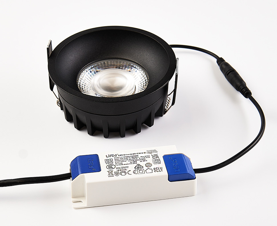 IT08-8032 black 4000K светильник встраиваемый