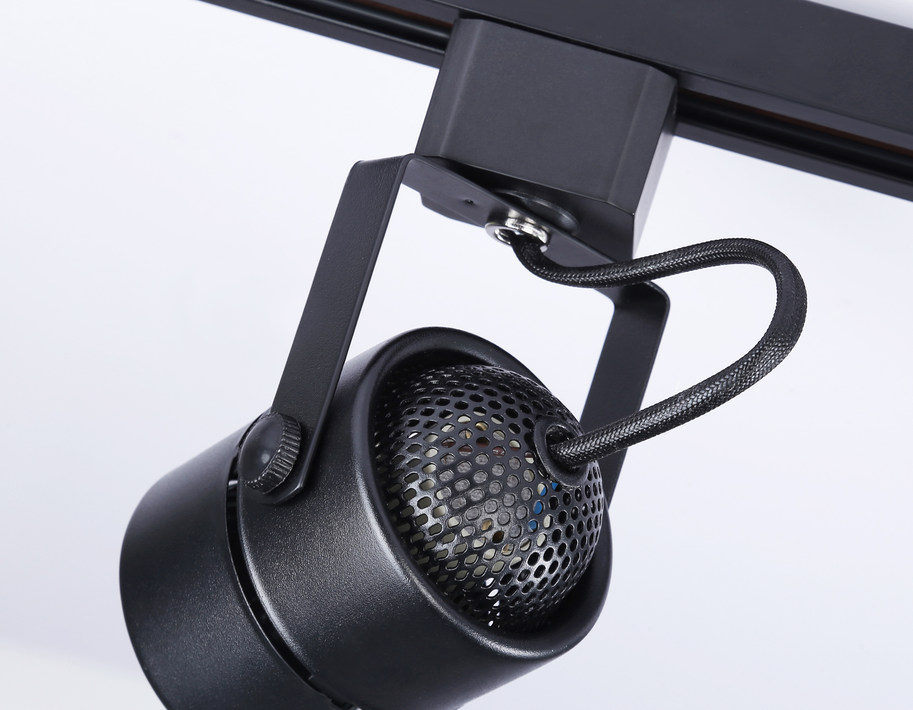 Трековый однофазный светильник со сменной лампой GL5102 BK черный GU10 max 12W