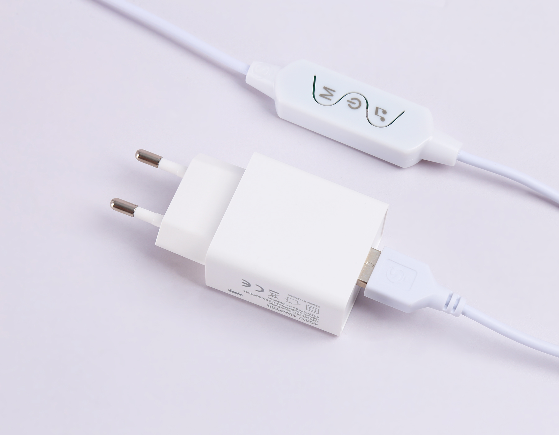 Светильник светодиодный напольный RGB с пультом FL8020 WH белый LED 15W RGB D32*1250 (ПДУ РАДИО 2.4G)