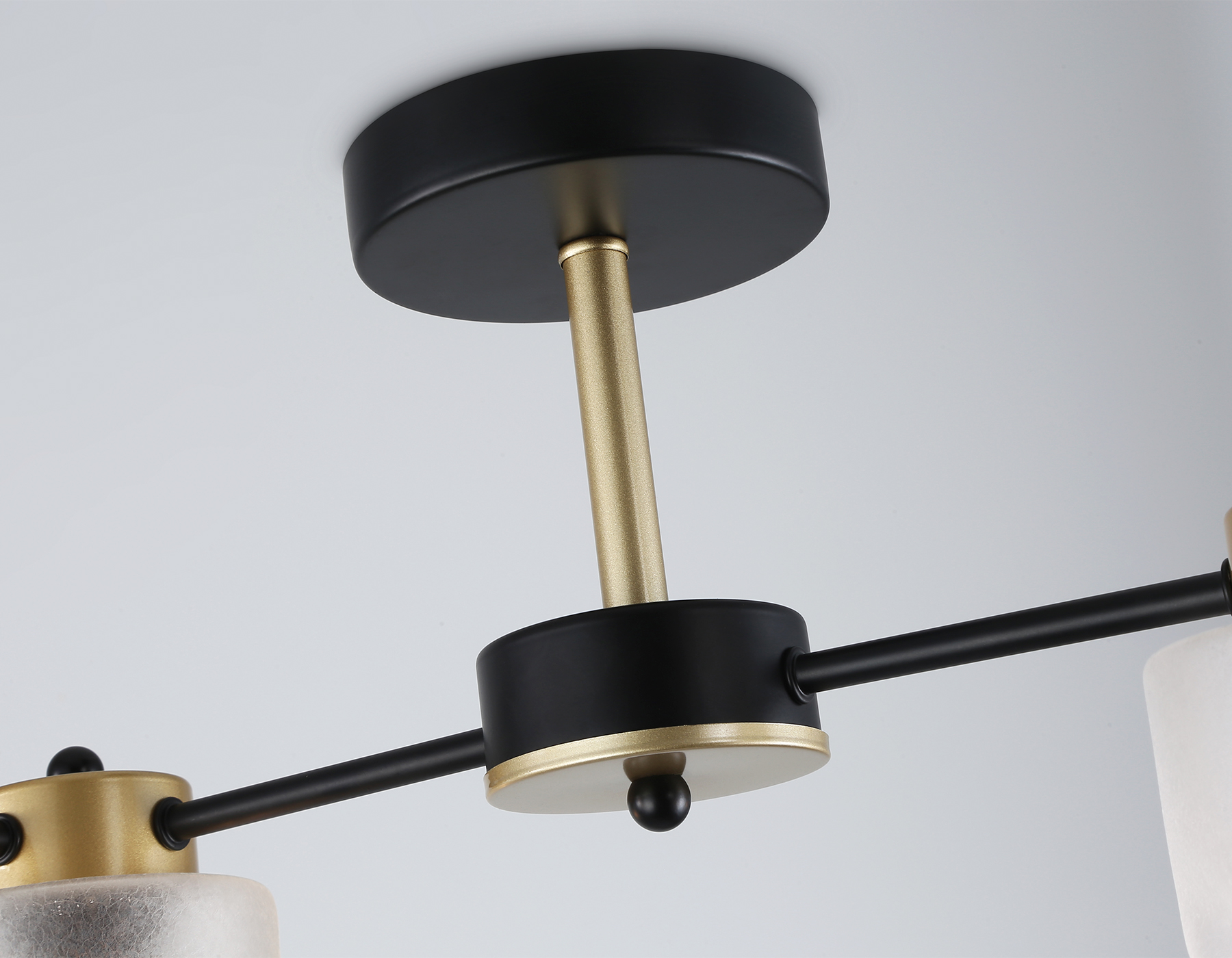 Люстра на штанге со стеклянными плафонами TR303324/4 BK/GD черный/золото E27/4 max 60W 650*290*270