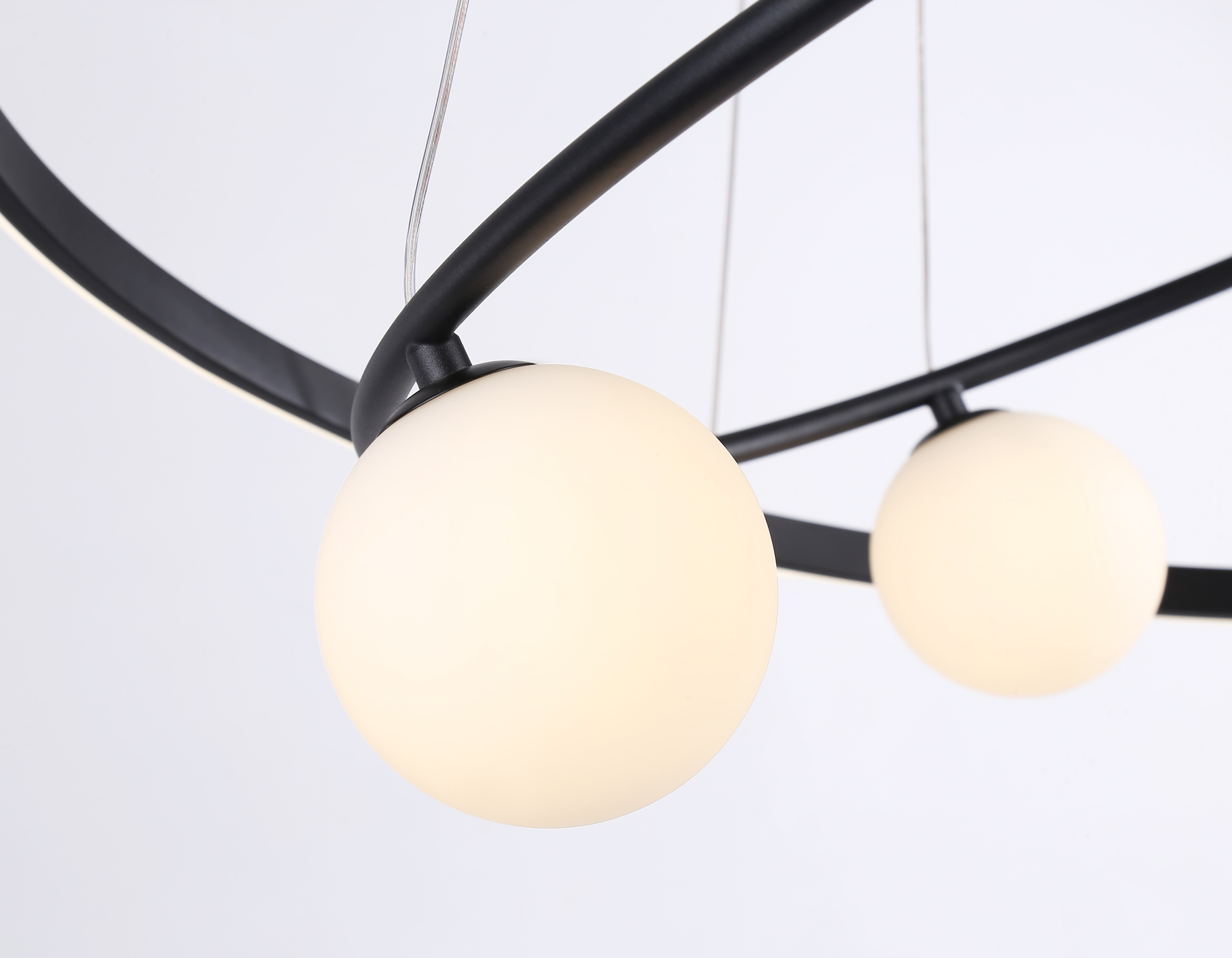 Подвесной светодиодный светильник со сменной лампой и с пультом управления FL66327/1+4 BK черный 92W 3000K-6400K+G9/4 D800/600*1200 (ПДУ ИК)