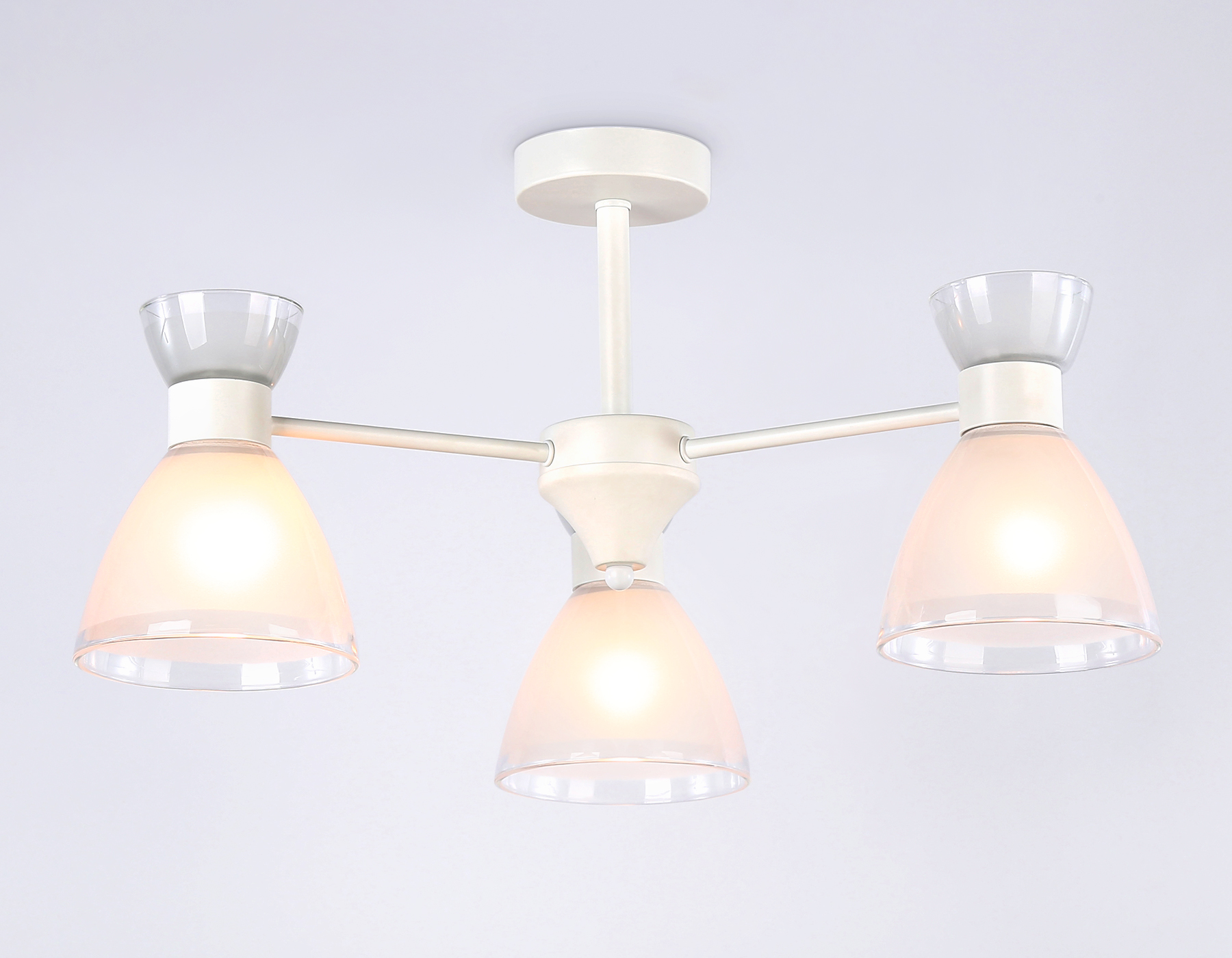 Подвесной светильник со сменной лампой TR3177/3 WH белый E27/3 max 40W D570*280