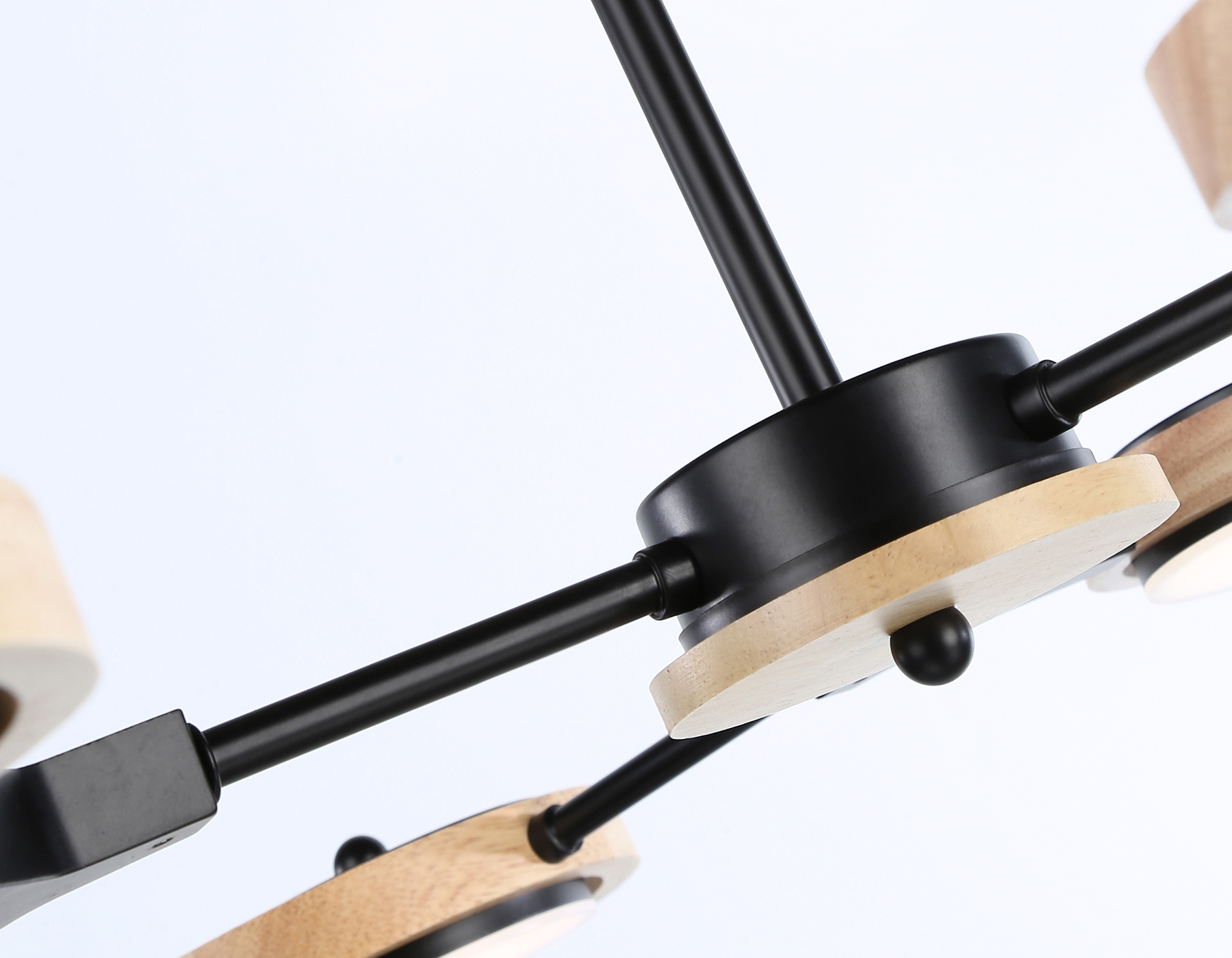 Подвесной светодиодный светильник FL51619/6 BK/LW черный/светлое дерево 3000K/4200K/6400K 42W D825*285 (Без ПДУ)