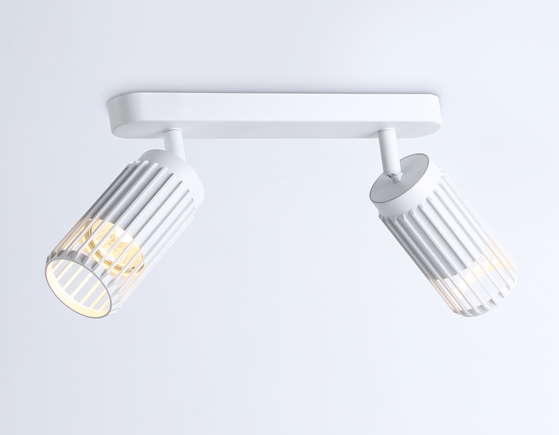 Настенно-потолочный поворотный спот со сменной лампой GU10 TN51682/2 WH белый GU10/2 260*60*180