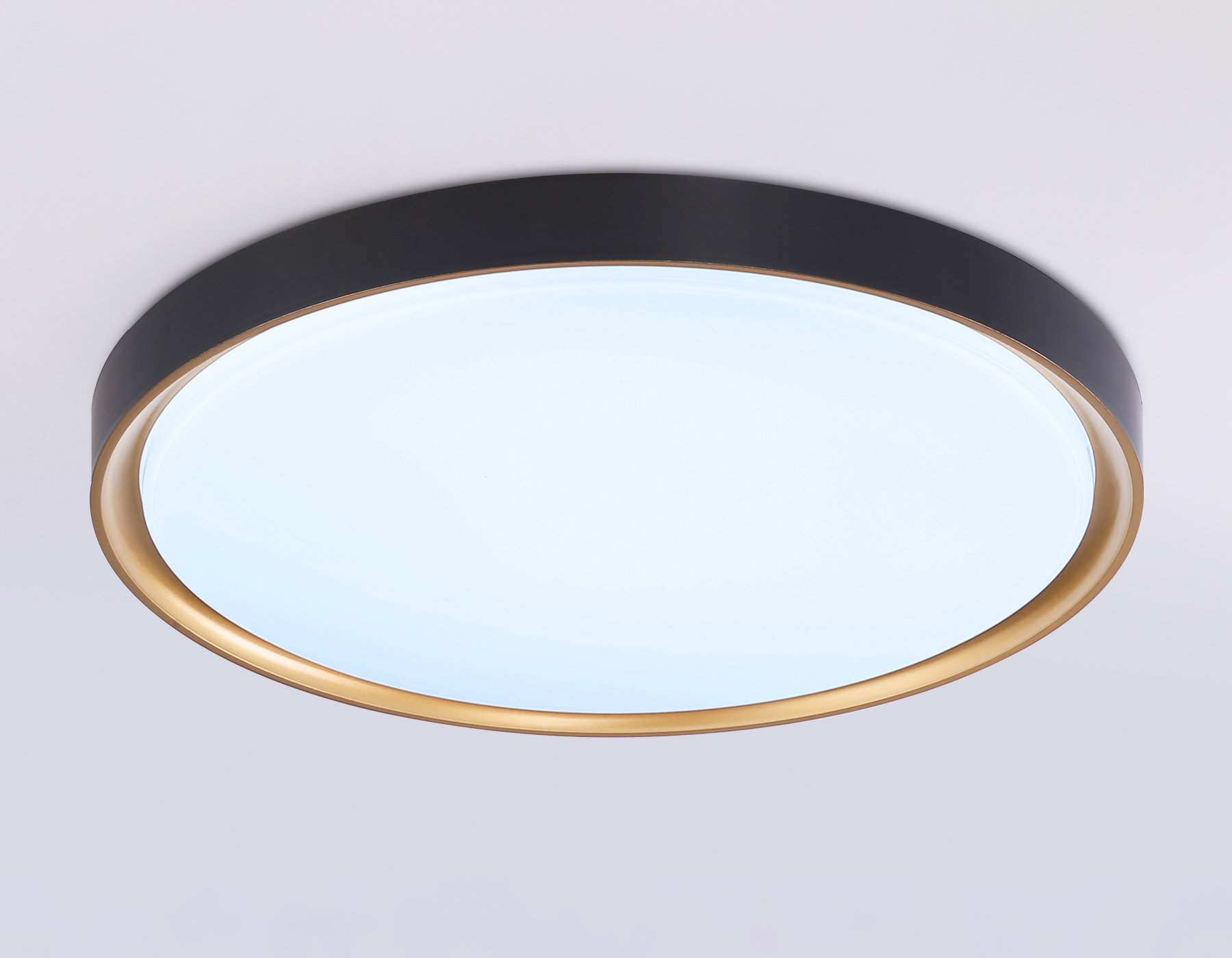 Потолочный светодиодный светильник с высокой степенью защиты IP54 FZ1249 BK/GD черный/золото IP54 45W 5000K D480*60 (Без ПДУ)