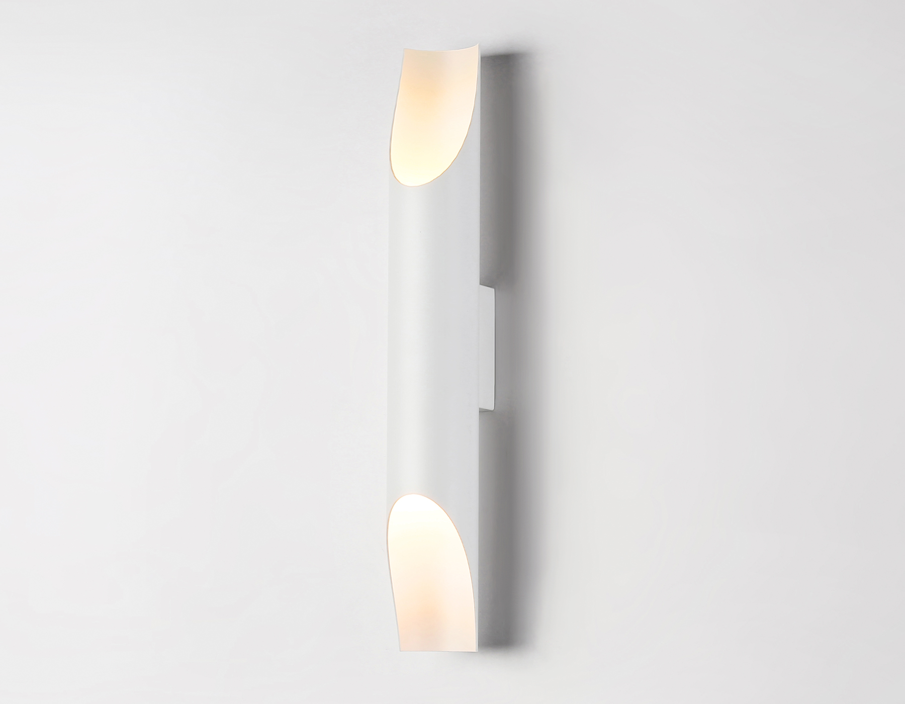 Светильник настенный со сменной лампой E27 TN5151/2 WH белый E27/2 max 40W 400*60*85