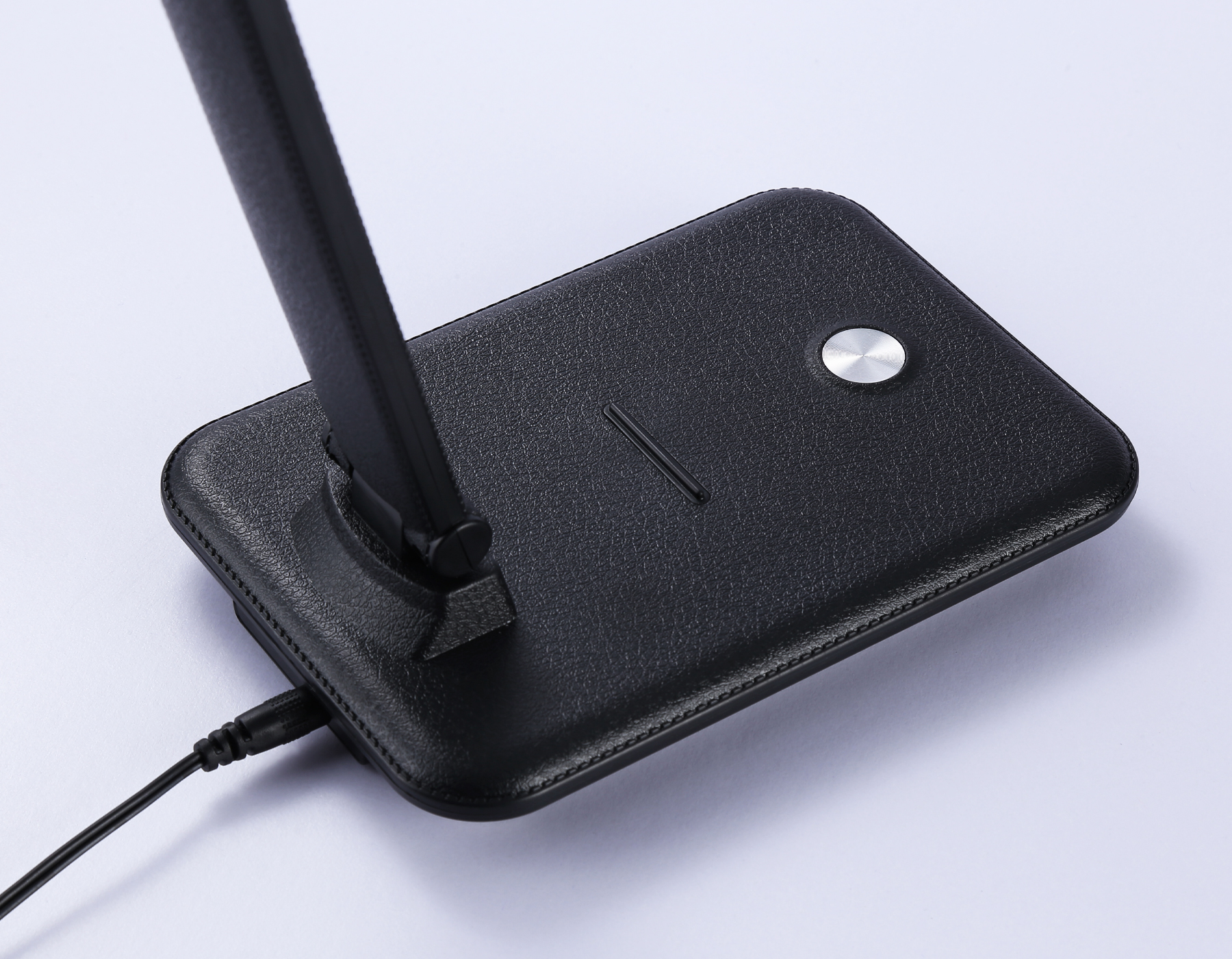 Светодиодная настольная лампа с диммером DE503 BK черный LED 3000-6400K 9W