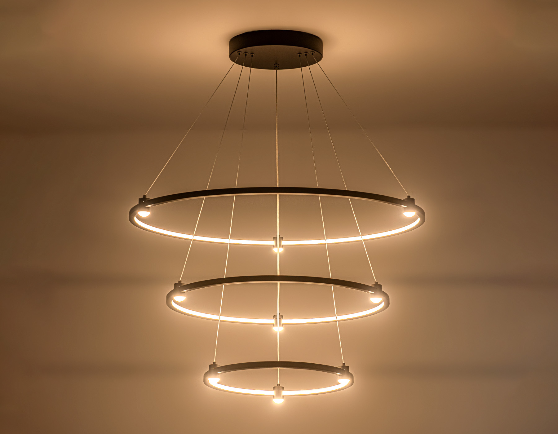 Подвесной светодиодный светильник FL5514/3+9 BK черный 90W 3000K/4200K/6400K D800/600/400*1300 (без ПДУ)