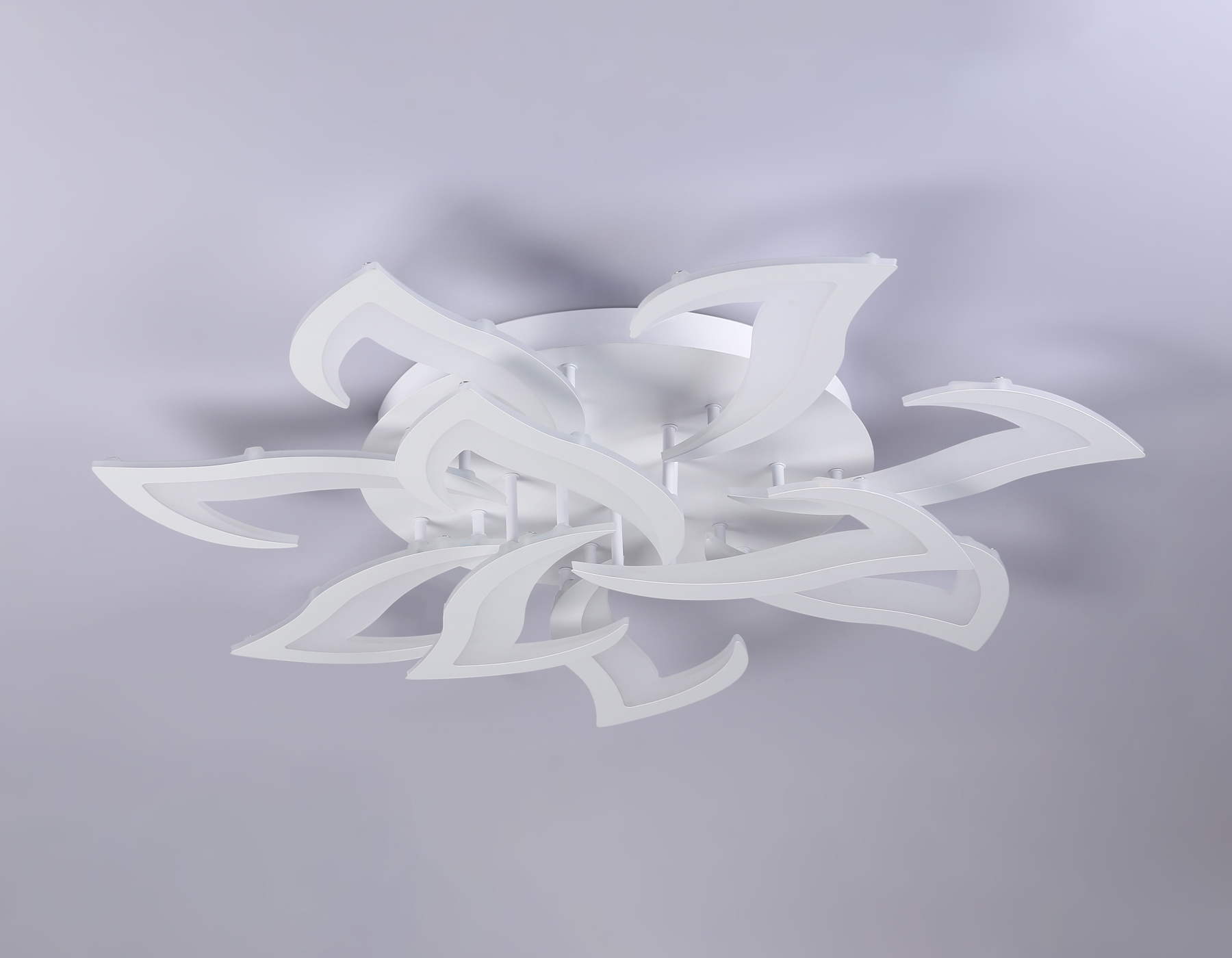 Потолочный светодиодный светильник с пультом FA4473/7+3 WH белый 112W 3000+6400K/4200K/6400+3000K D850*120 (ПДУ ИК)