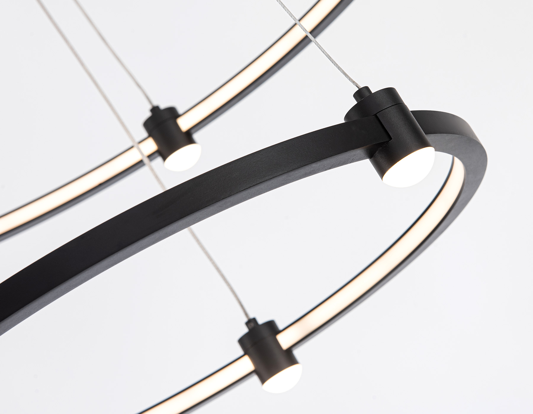 Подвесной светодиодный светильник FL5506/2+6 BK черный 45W 3000K/4200K/6400K D600/400*1300 (без ПДУ)