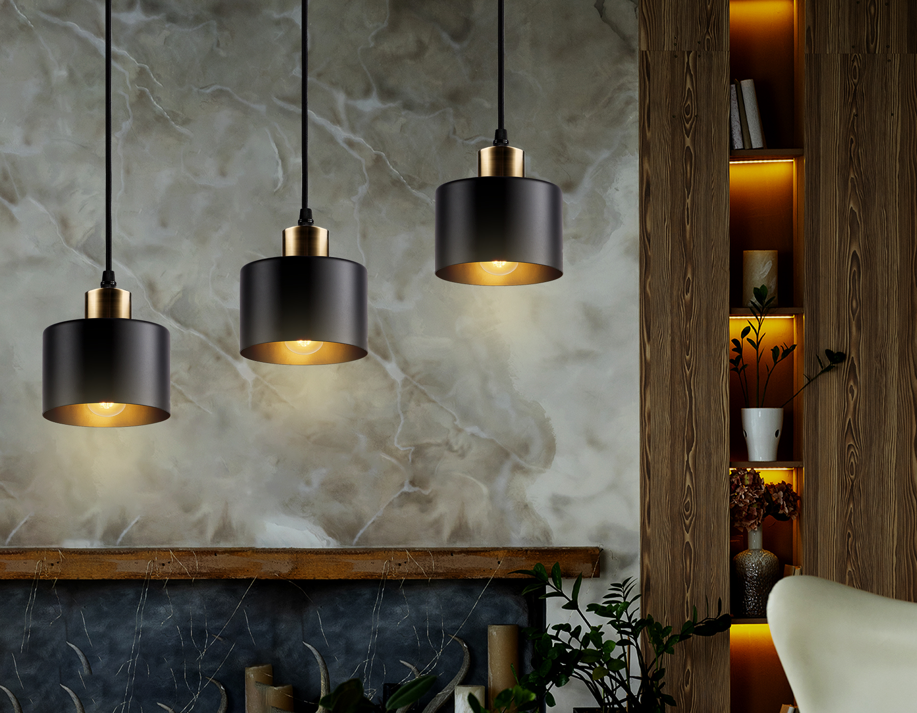 Подвесной светильник в стиле лофт TR8118/3 BK/BS черный/латунь E27*3 max 40W 580*120*970