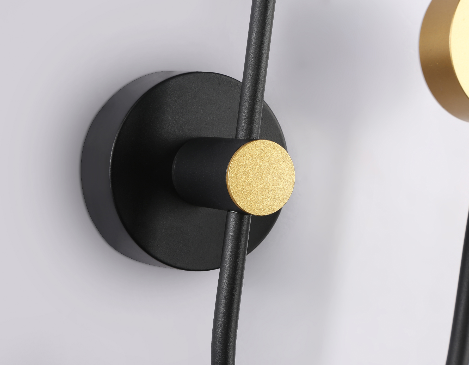 Настенный светодиодный светильник со сменной лампой FL51602/3 BK/GD черный/золото 11W 4200K+GU10 424*275*100