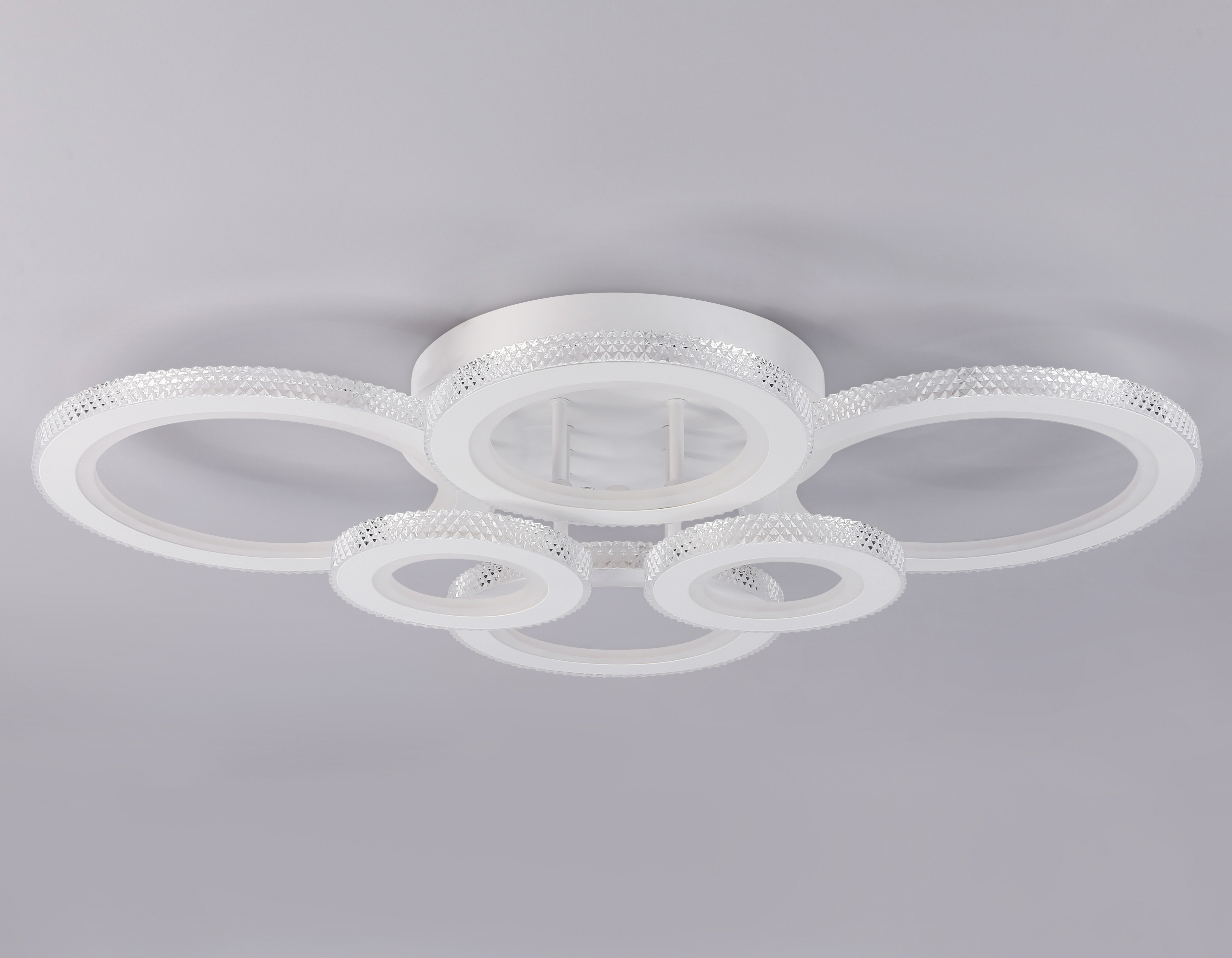 Потолочный светодиодный светильник с пультом FA8874/4+2 WH белый 3000K-6400K 76W 800*570*165 (ПДУ ИК)