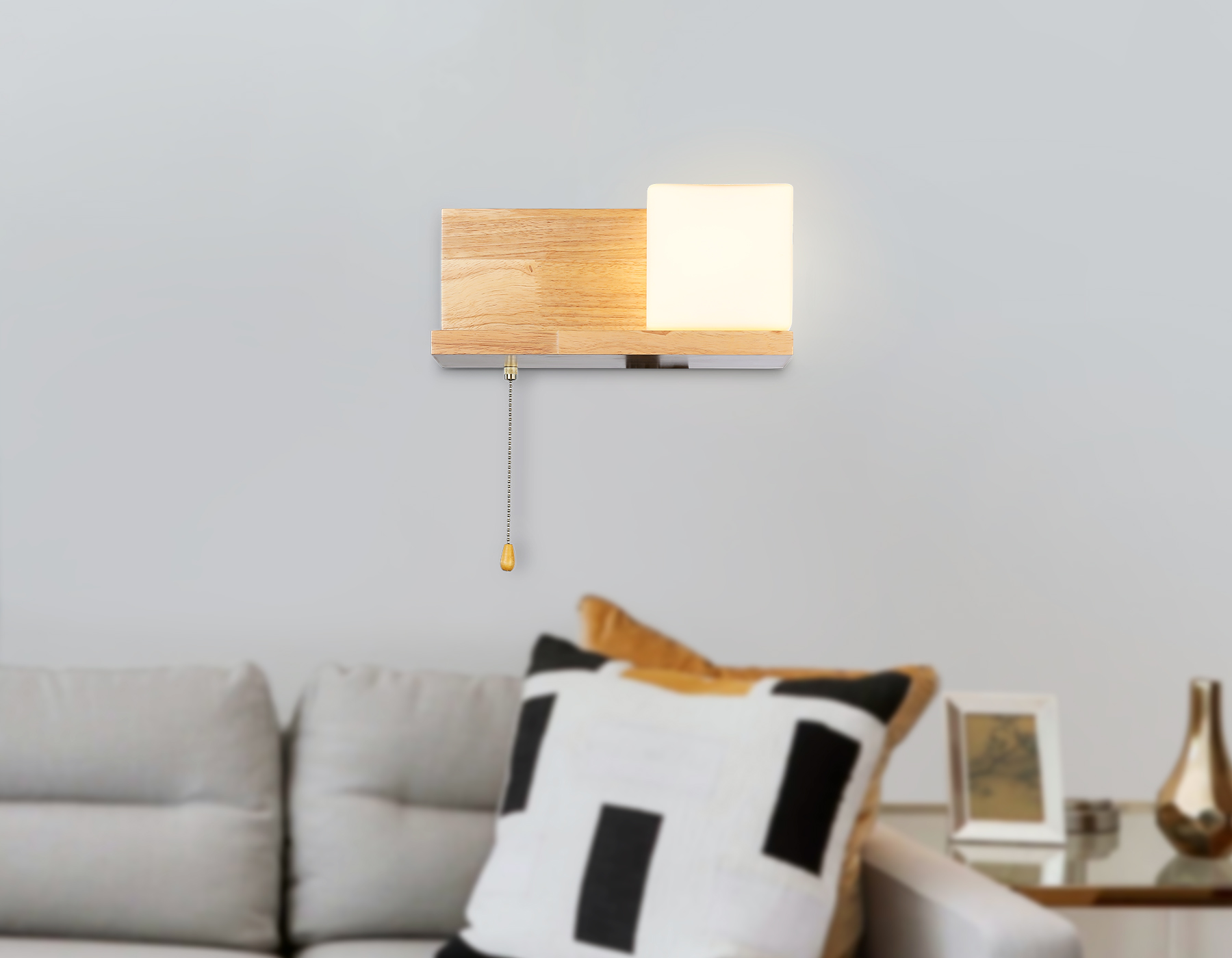 Настенный светильник с выключателем TR83123 LW/FR светлое дерево/белый матовый E27 max 40W 300*140*140