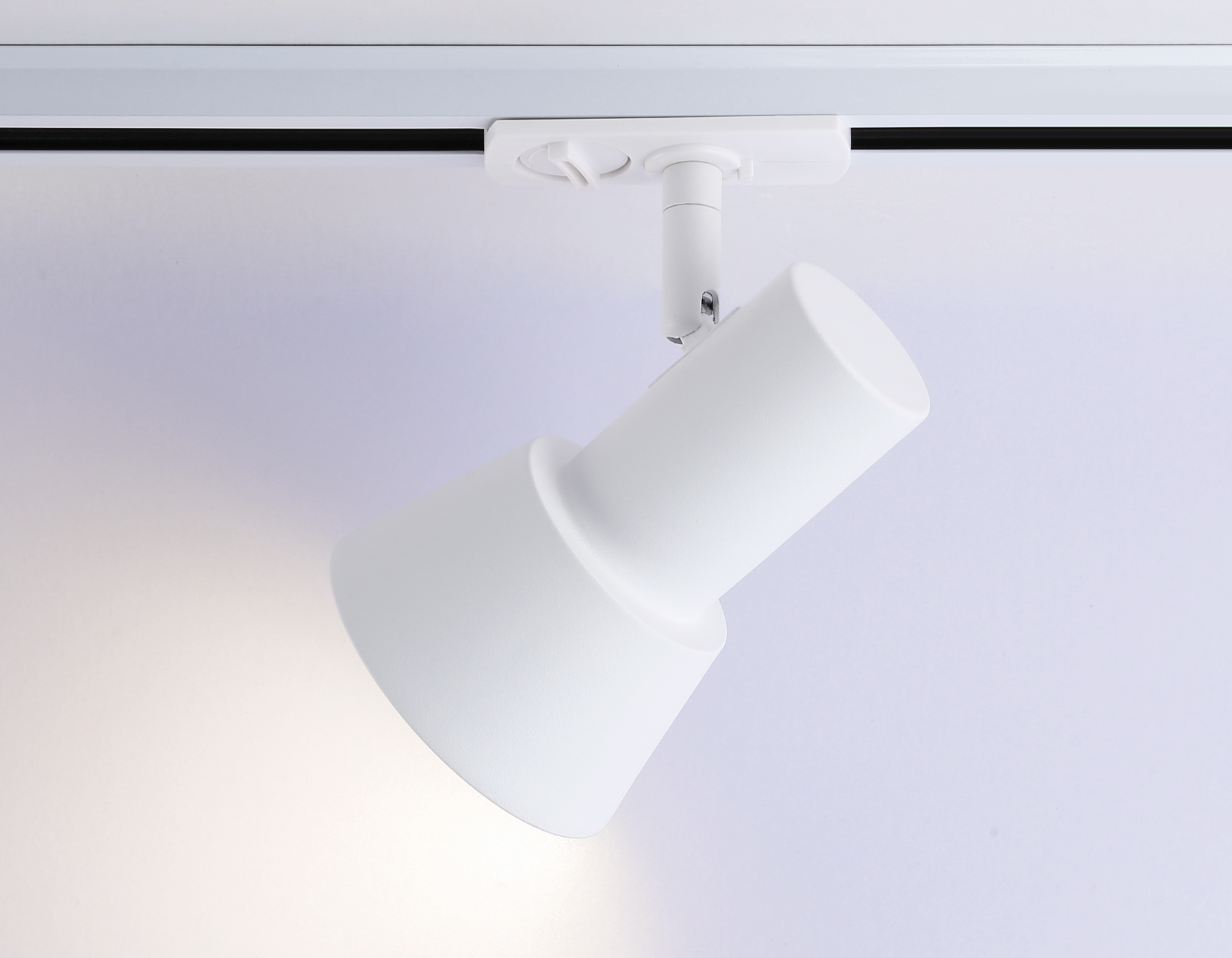 Трековый светильник со сменной лампой GU10 GL5150 WH белый GU10 max 12W