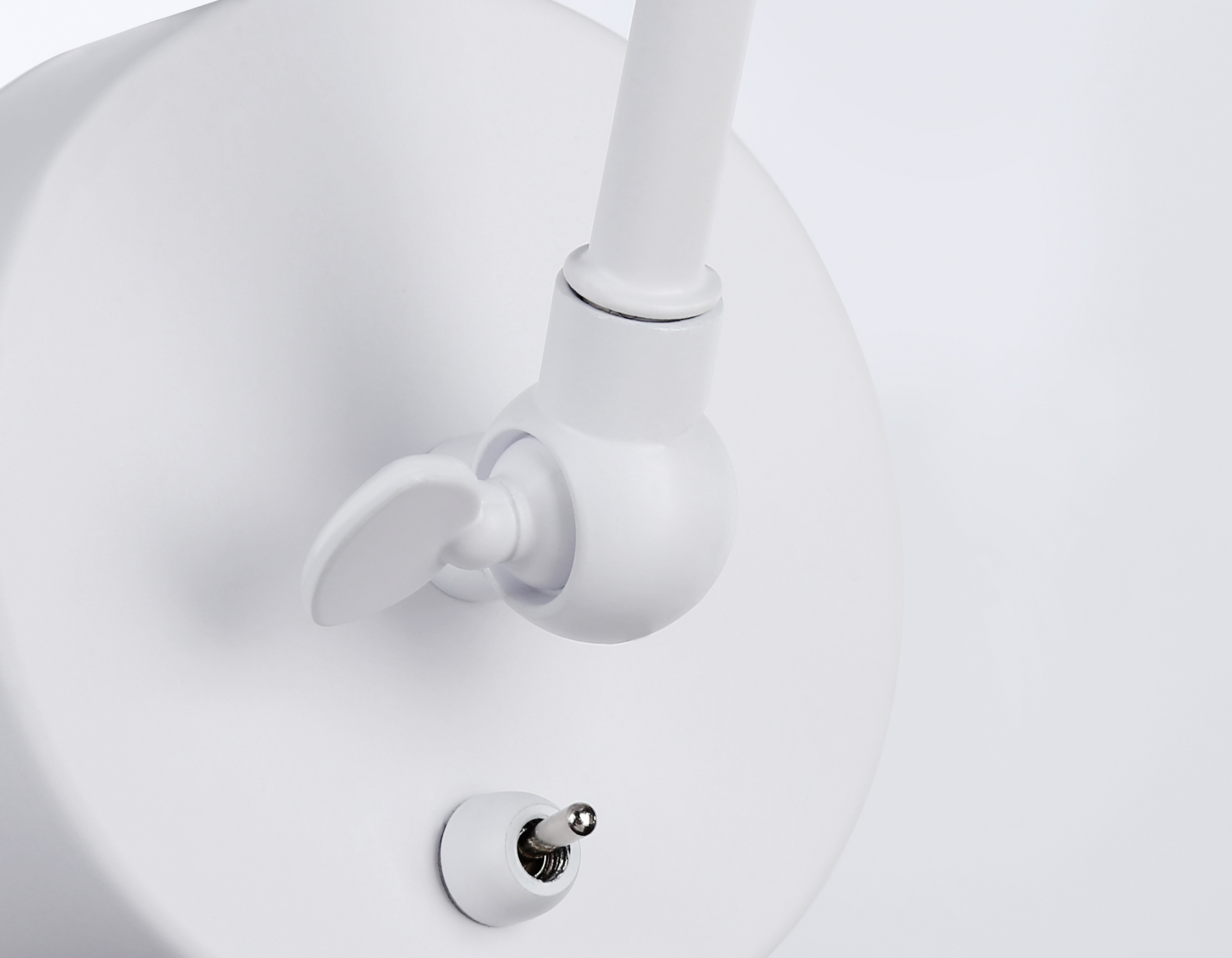 Настенный светильник с выключателем в стиле лофт TR8146 WH белый E27 max 40W 340*120*490