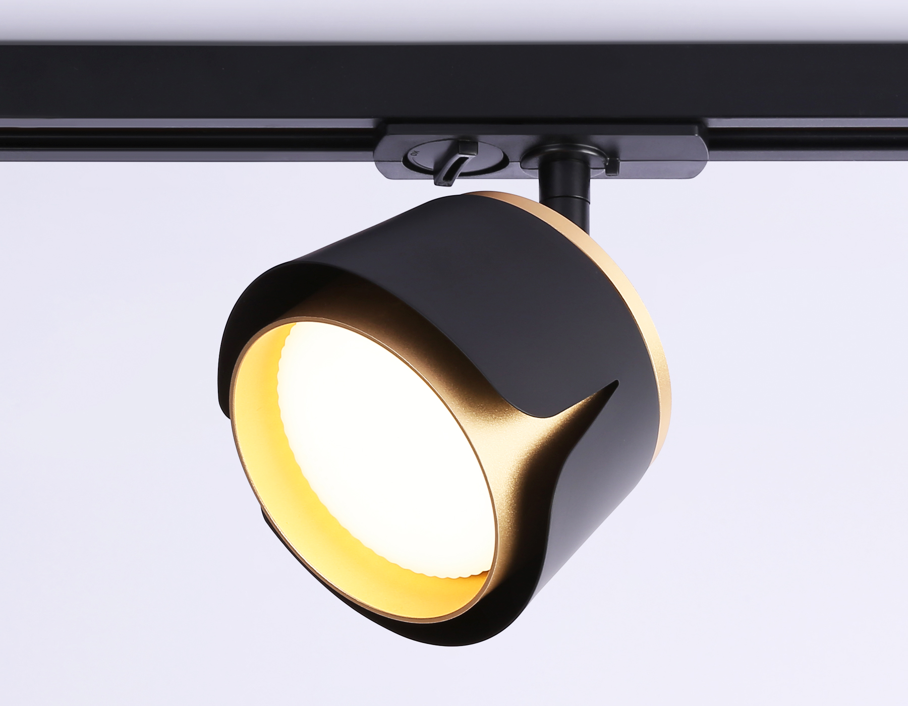 Трековый однофазный светильник со сменной лампой GL5344 BK/GD черный/золото GX53 D100*66