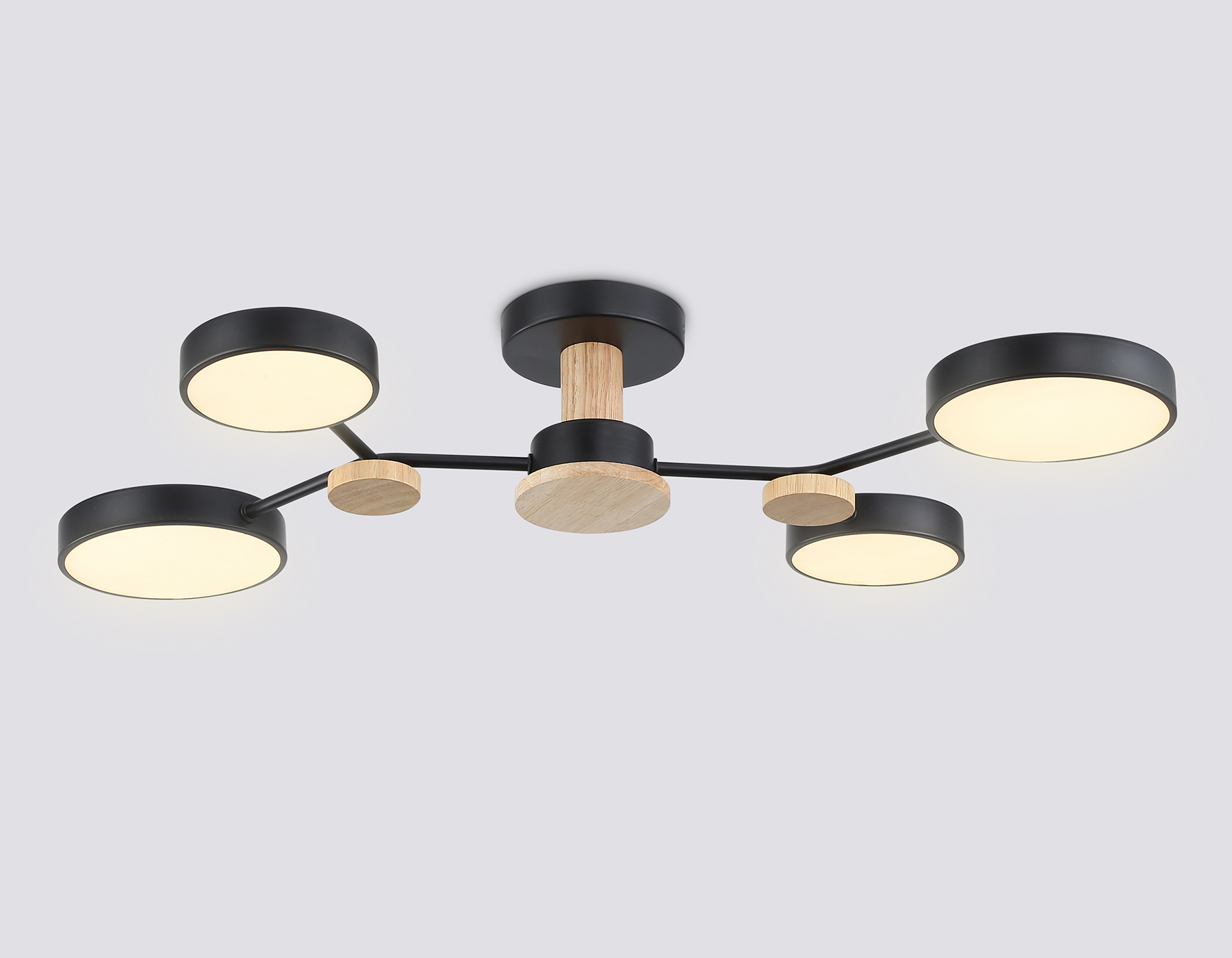 Люстра светодиодная на штанге FL4860/4 BK/WD черный/дерево 60W 3000-6000K 700*400*120 (без ПДУ)