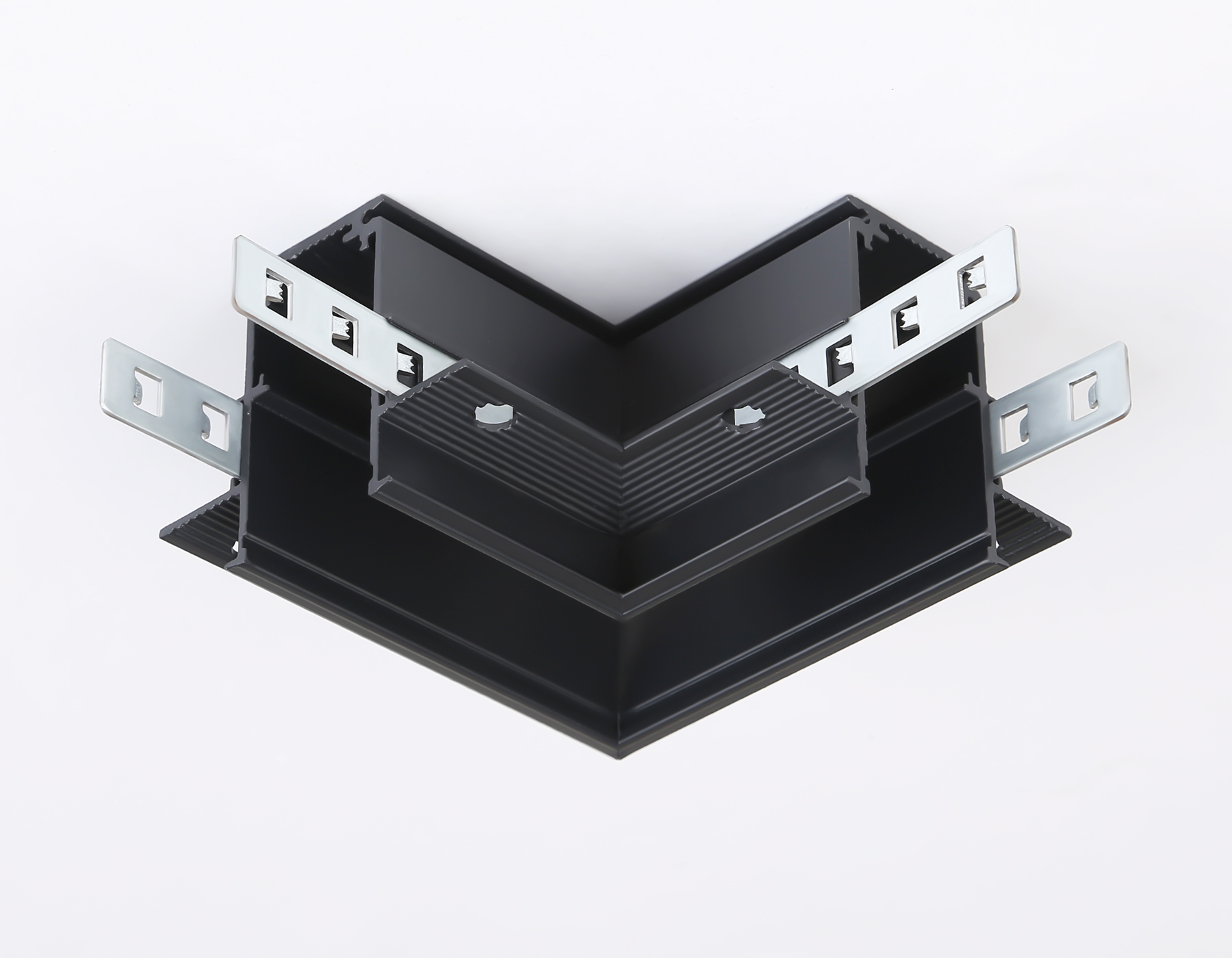 Коннектор угловой для встраиваемого шинопровода Magnetic GL3354 BK черный коннектор угловой встраиваемый 85*85*H46.8