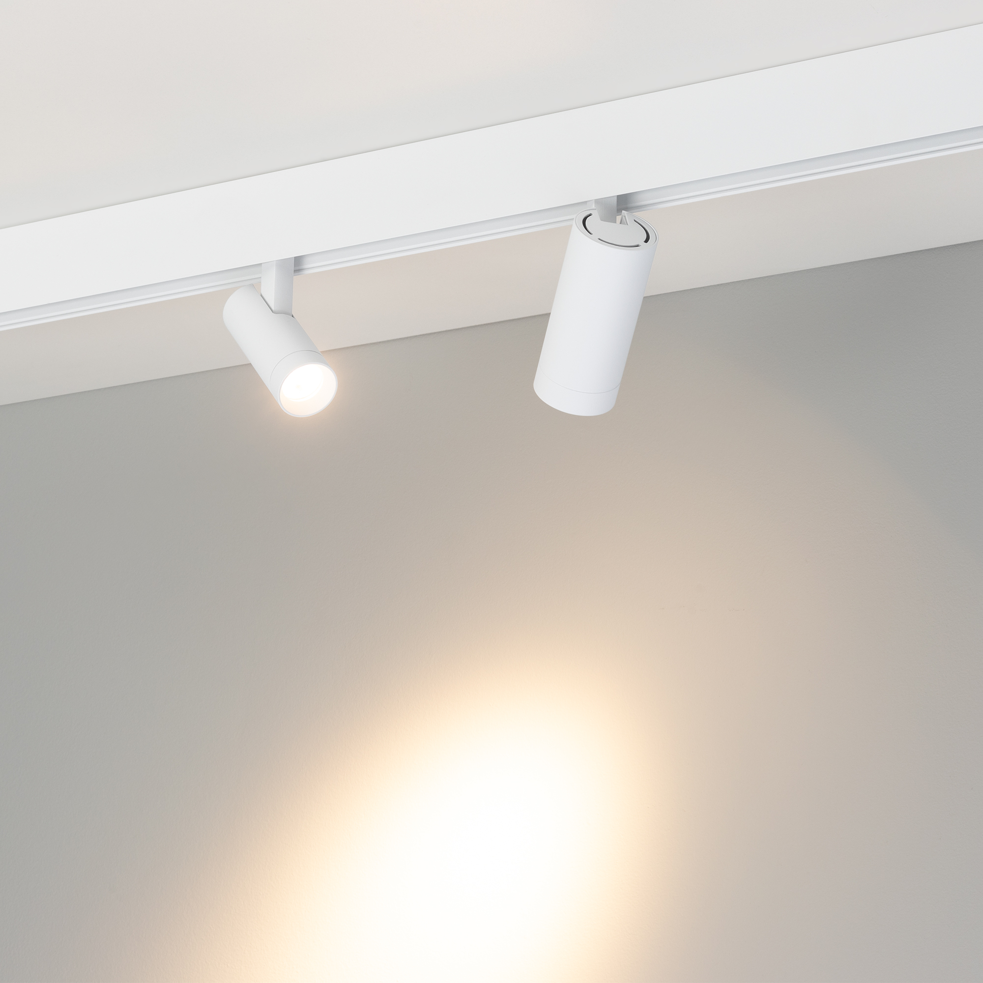 Светильник MAG-ORIENT-SPOT-R45-12W Warm3000 (WH, 24 deg, 48V) (Arlight, IP20 Металл, 5 лет) 035874