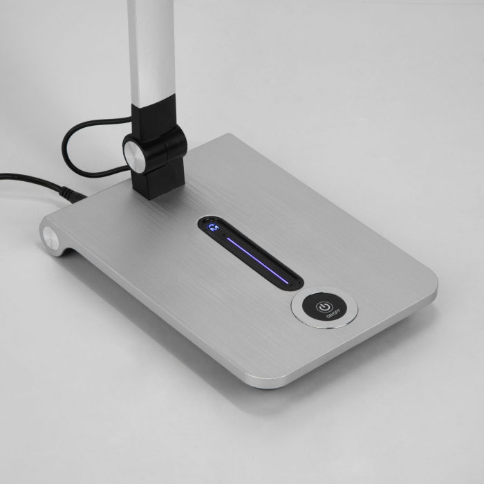 Настольная лампа Elektrostandard Great серебро TL70240 (a065289)