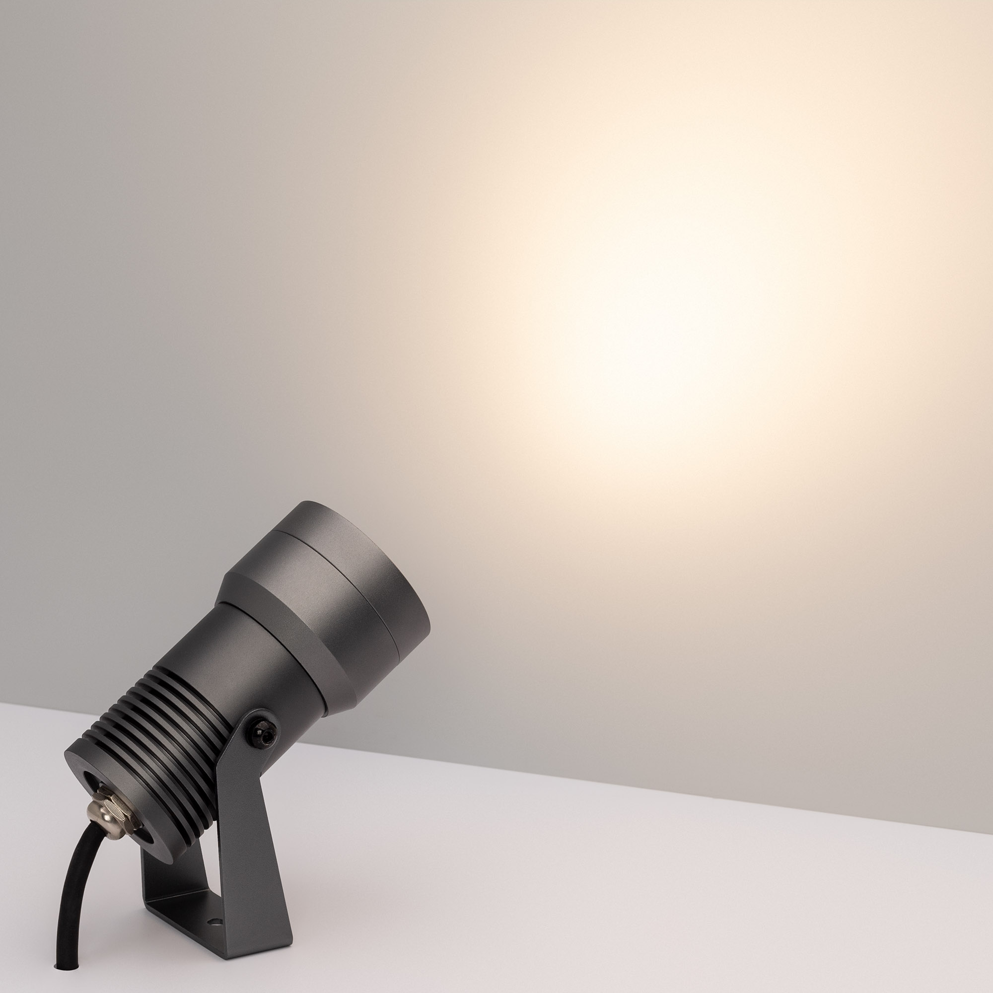 Светильник KT-RAY-COLOR-R61-12W RGB-Warm3000 (DG, 36 deg, 12V) (Arlight, IP67 Металл, 3 года) 032559