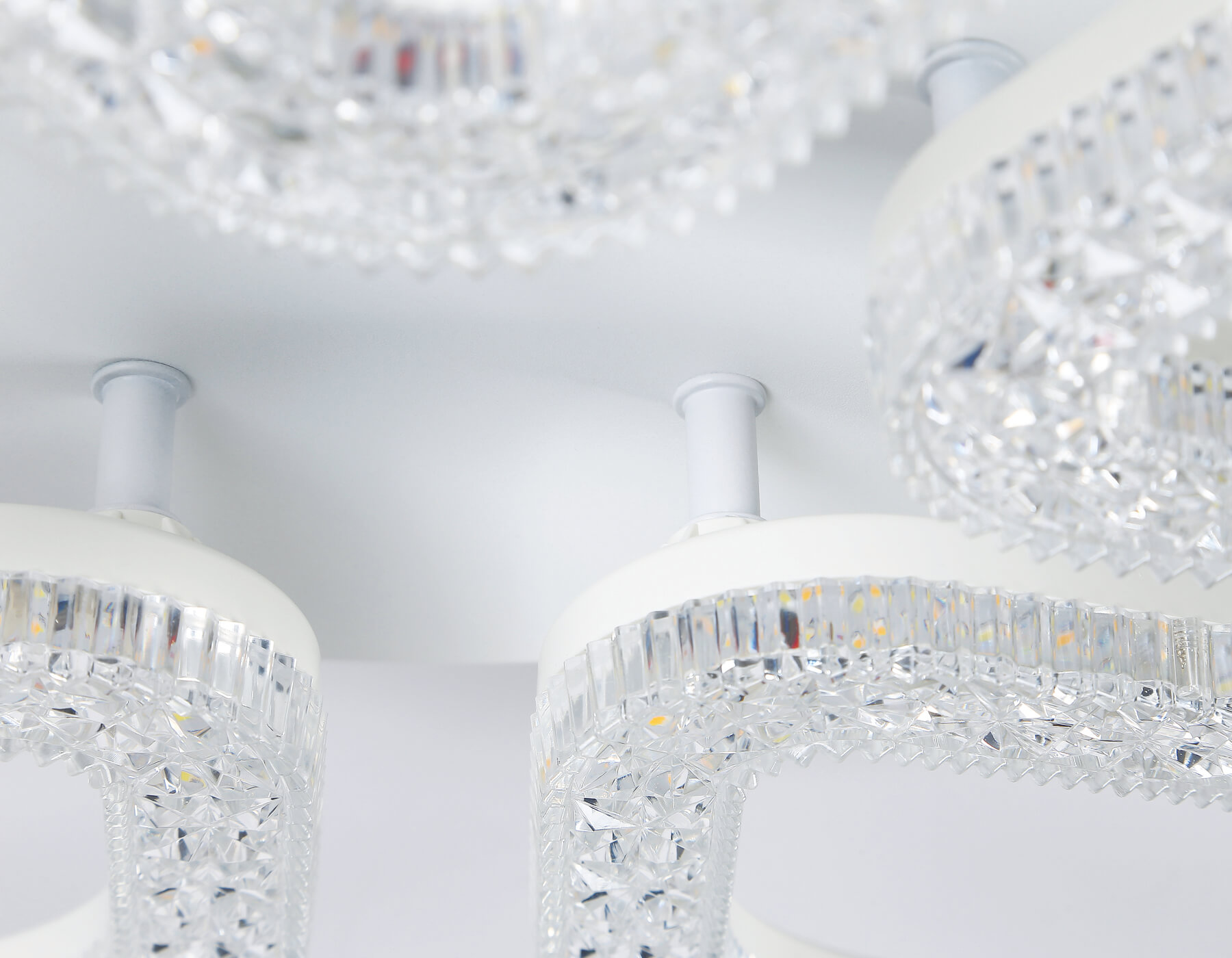 Потолочный светодиодный светильник с RGB подсветкой и пультом FA3925/5 WH белый 100W 3000K/4200K/6400K+RGB D570*80 (ПДУ РАДИО 2.4G)