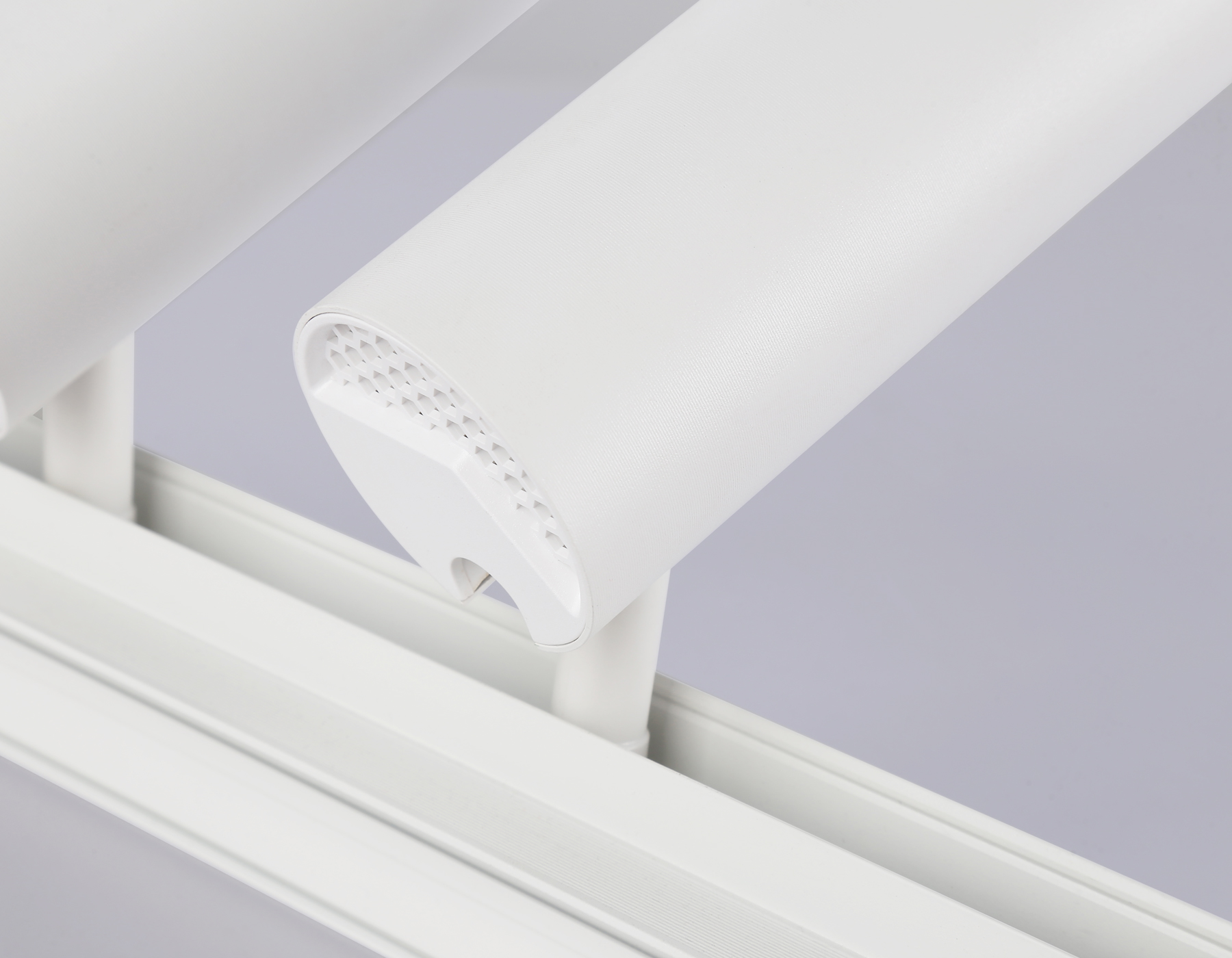 Светильник светодиодный трековый для шинопровода Magnetic GL3901/2 WH белый LED 20W 4200К 48V 24° 180*45*182