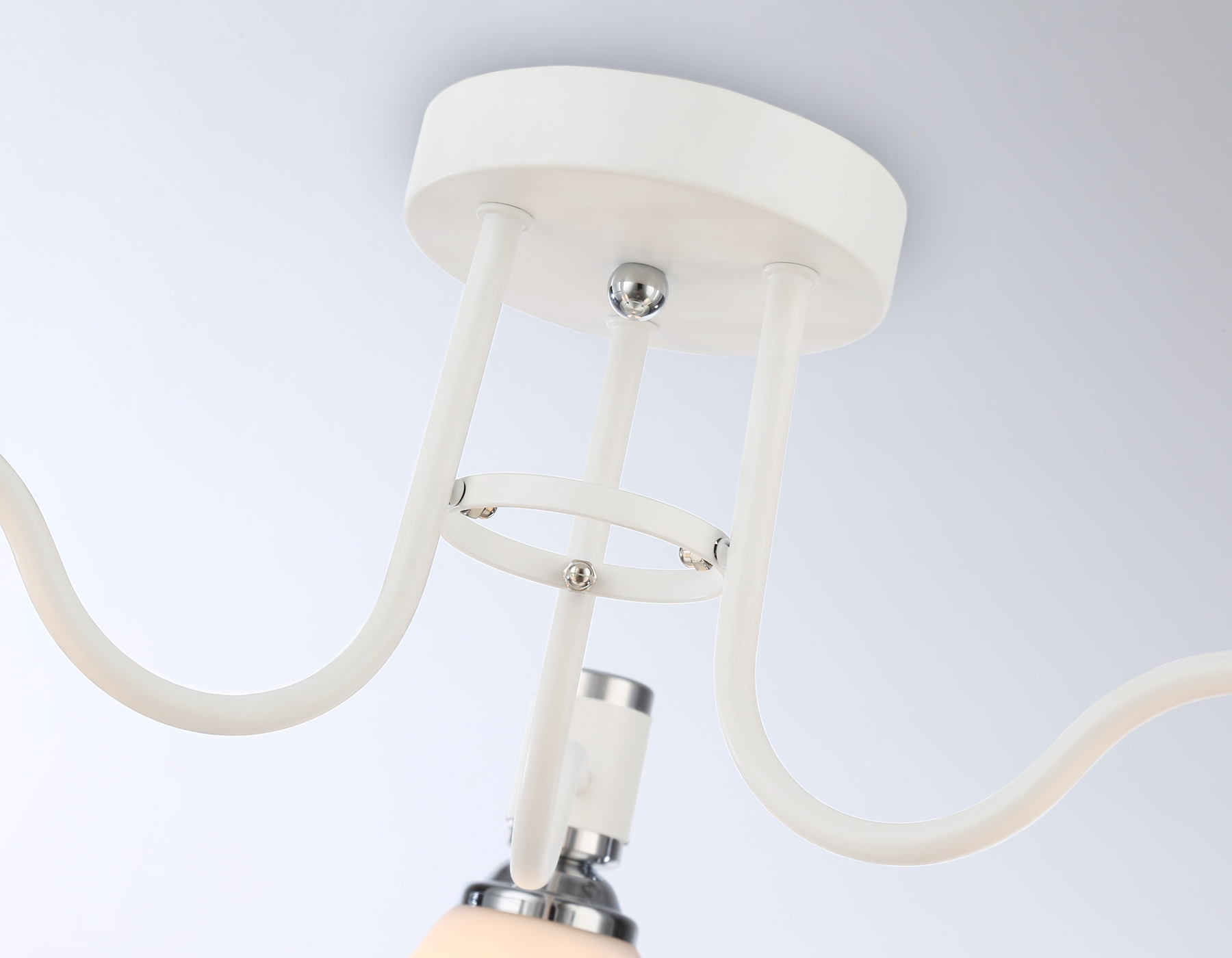 Потолочный светильник TR303302/3 WH/CH/FR белый/хром/белый матовый E27*3 max 60W D600*270