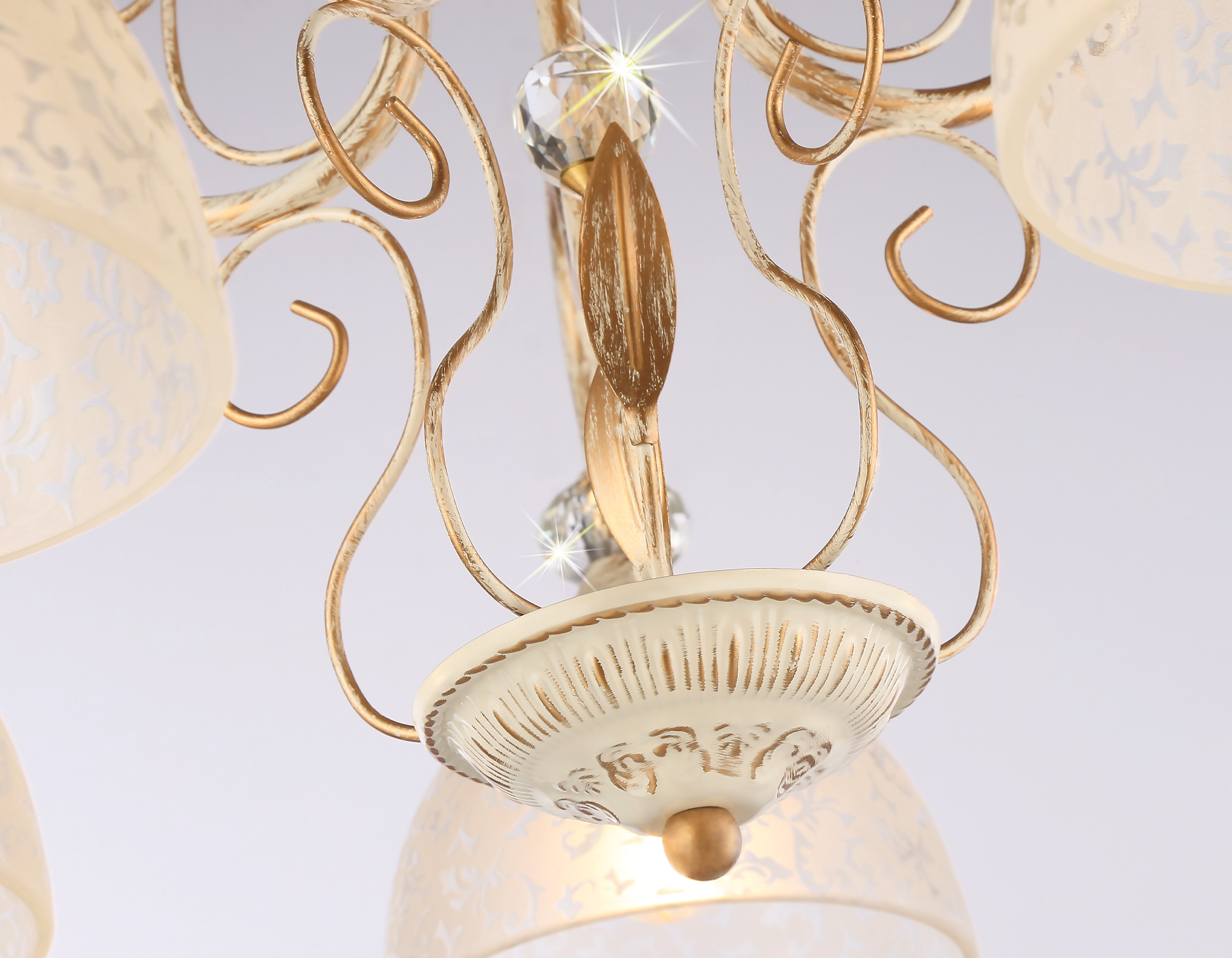 Потолочная люстра TR3057/5 BG/GD/FR бежевый/золото/белый матовый E27/5 max 40W D600*380