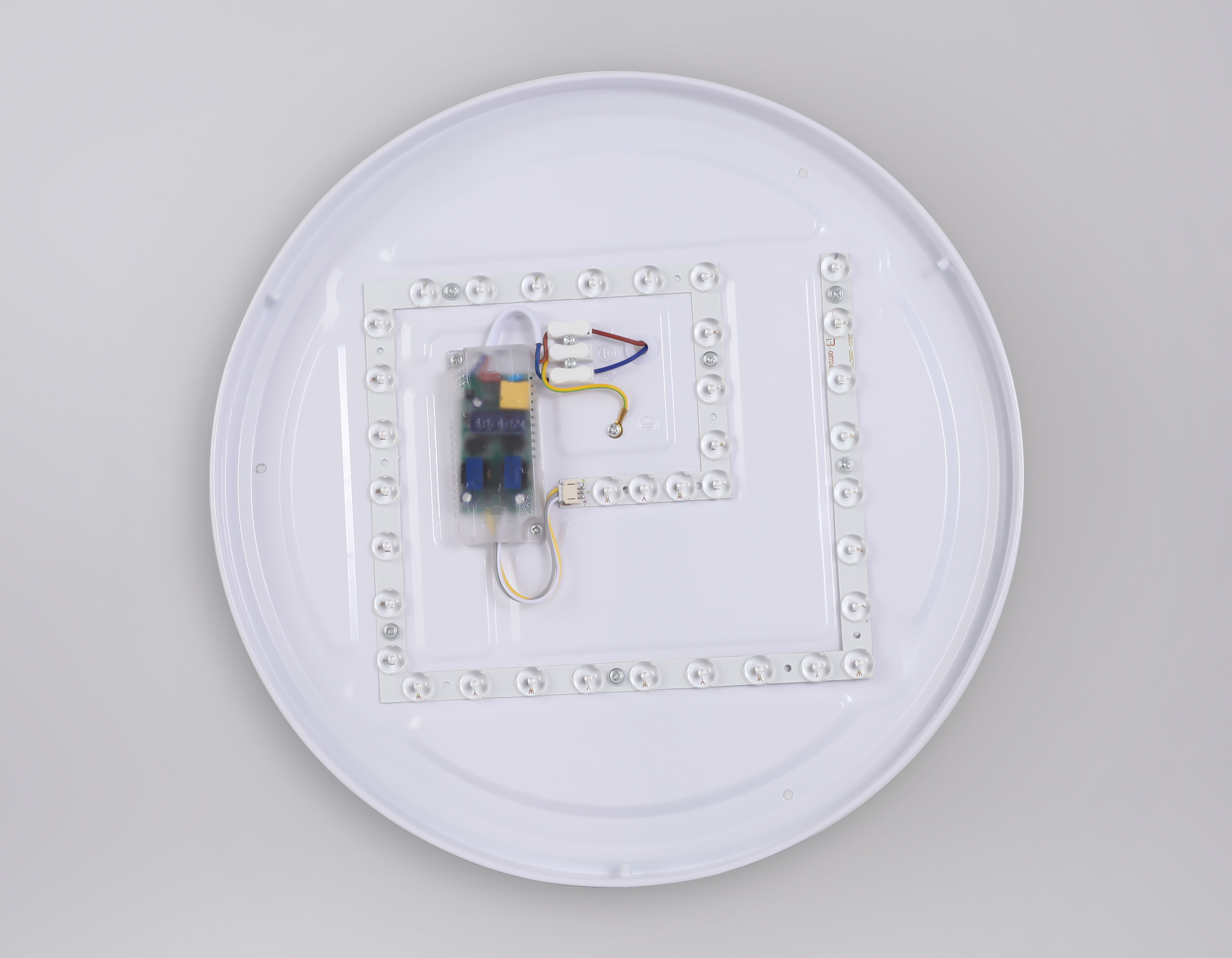 Потолочный светодиодный светильник с пультом FZ1324 BK/LWD черный/светлое дерево IP20 41W D390*70 (ПДУ ИК)