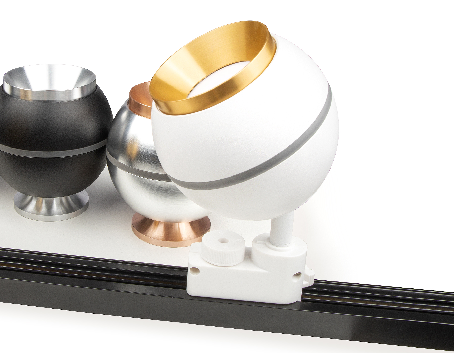 Комплект трекового однофазного светильника с подсветкой XT1101023 SWH/PYG белый песок/золото желтое полированное GU5.3 LED 3W 4200K (A2520, C1101, N7034)