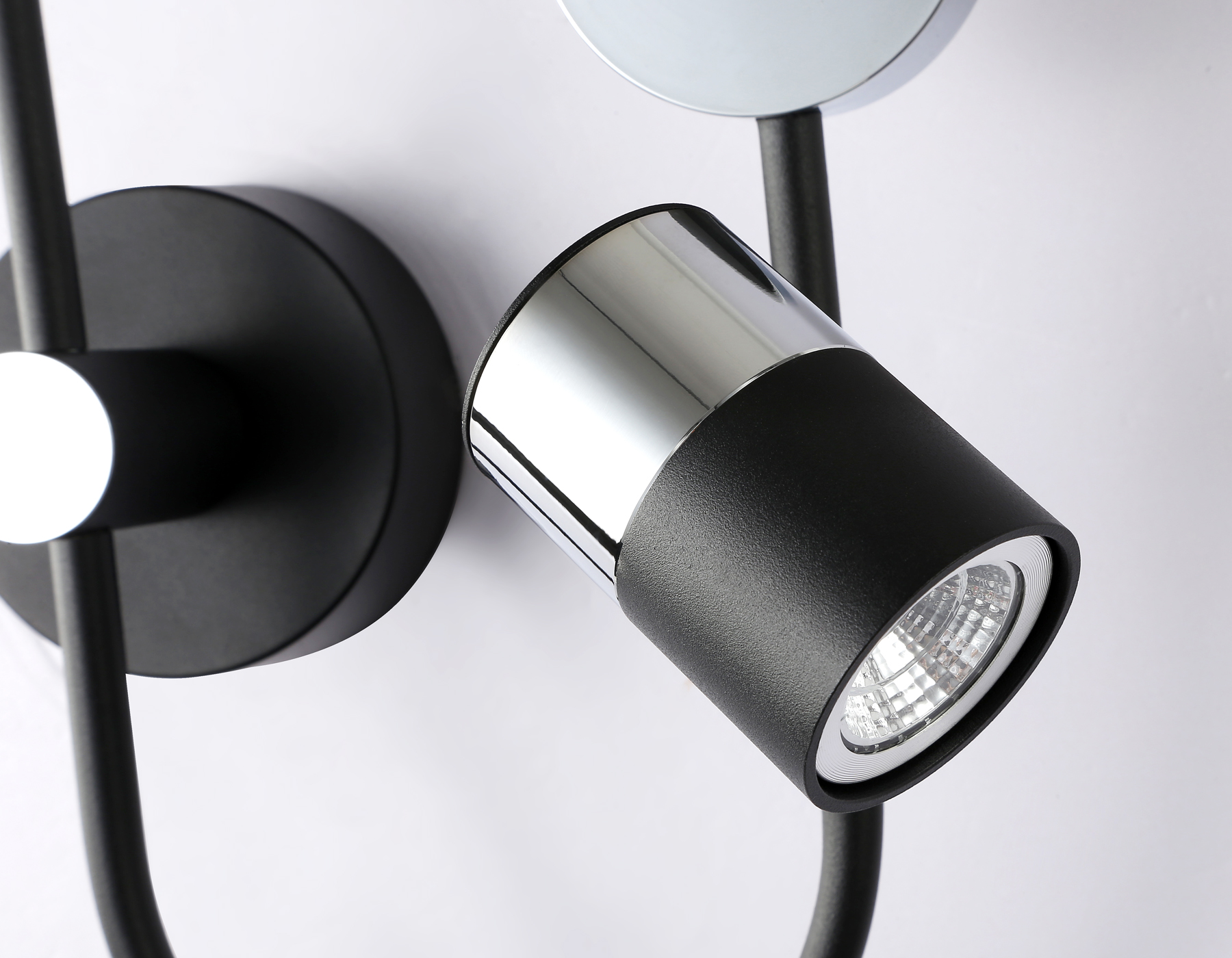 Настенный светодиодный светильник со сменной лампой FL51601/3 BK/CH черный/хром 11W 4200K+GU10 424*275*100