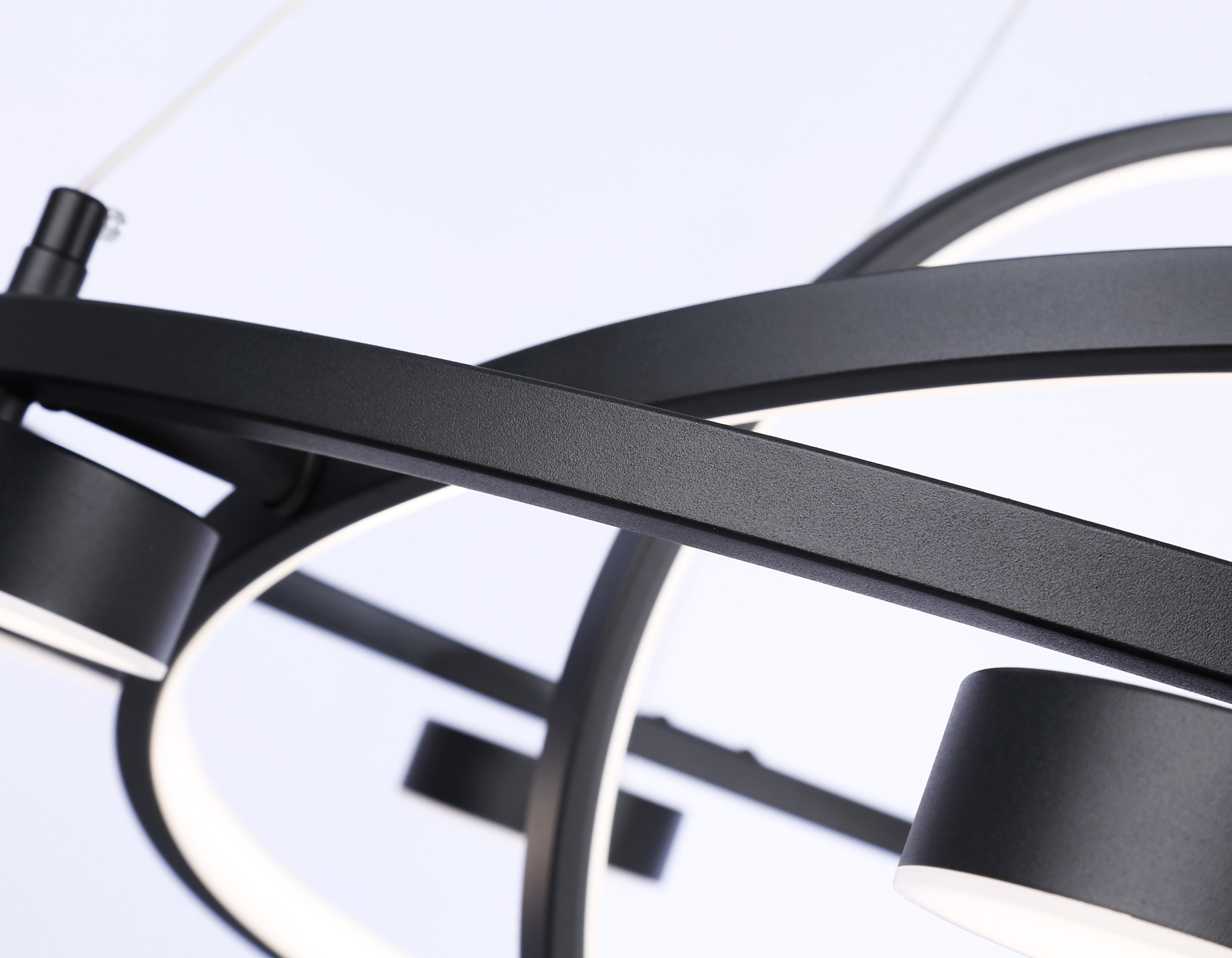 Подвесной светодиодный светильник с пультом FL51779/3+8 BK черный 3000K/4200K/6400K 112W D800/580/400*1200 (ПДУ ИК)