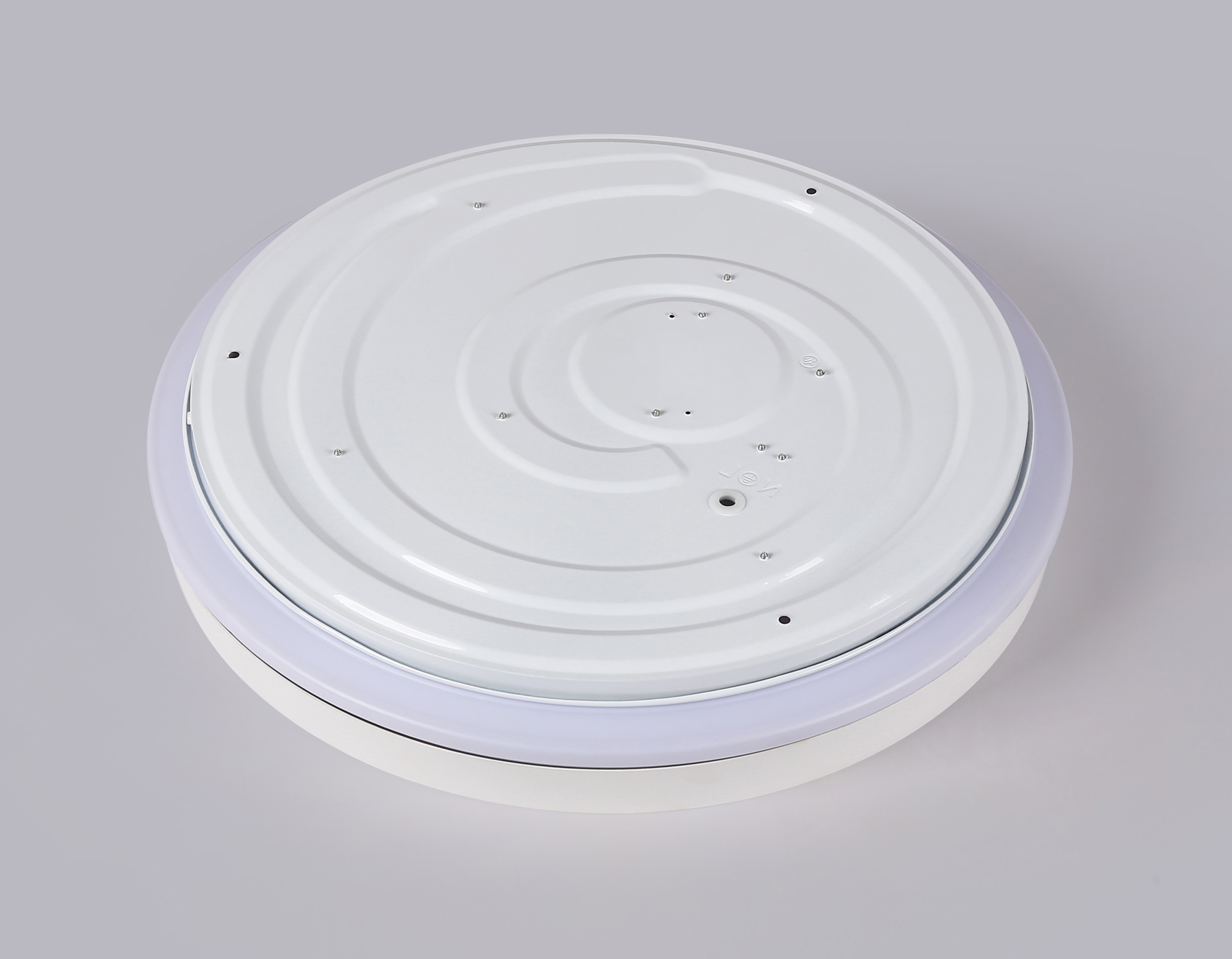 Светодиодный светильник RGB с пультом управления FZ601 WH/GD белый/золото IP20 46W 3000K-6500K+RGB D390*80 (ПДУ ИК)