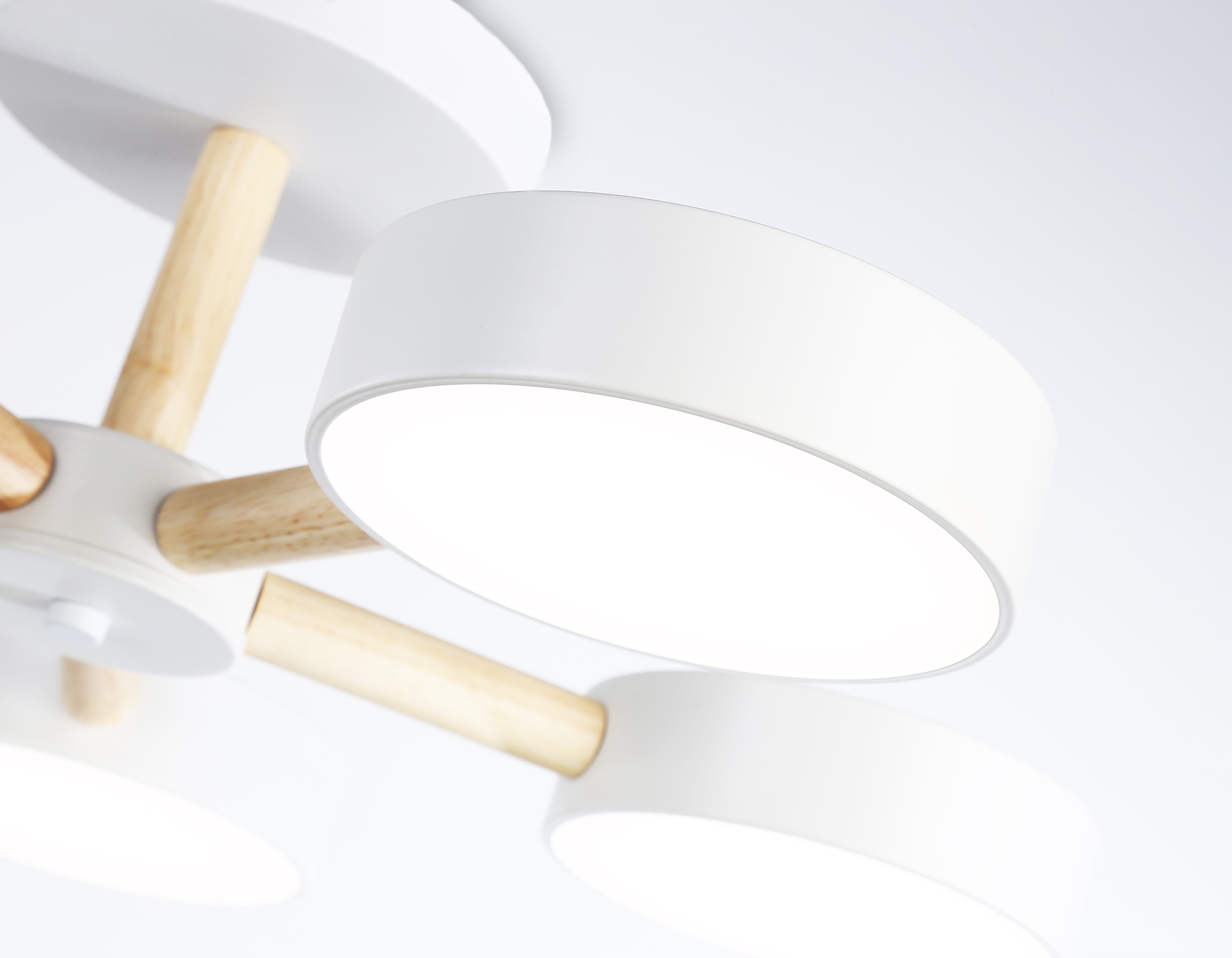 Подвесной светодиодный светильник с пультом FL4825/5 WH белый 3000K-6400K 65W D580*160 (ПДУ ИК)