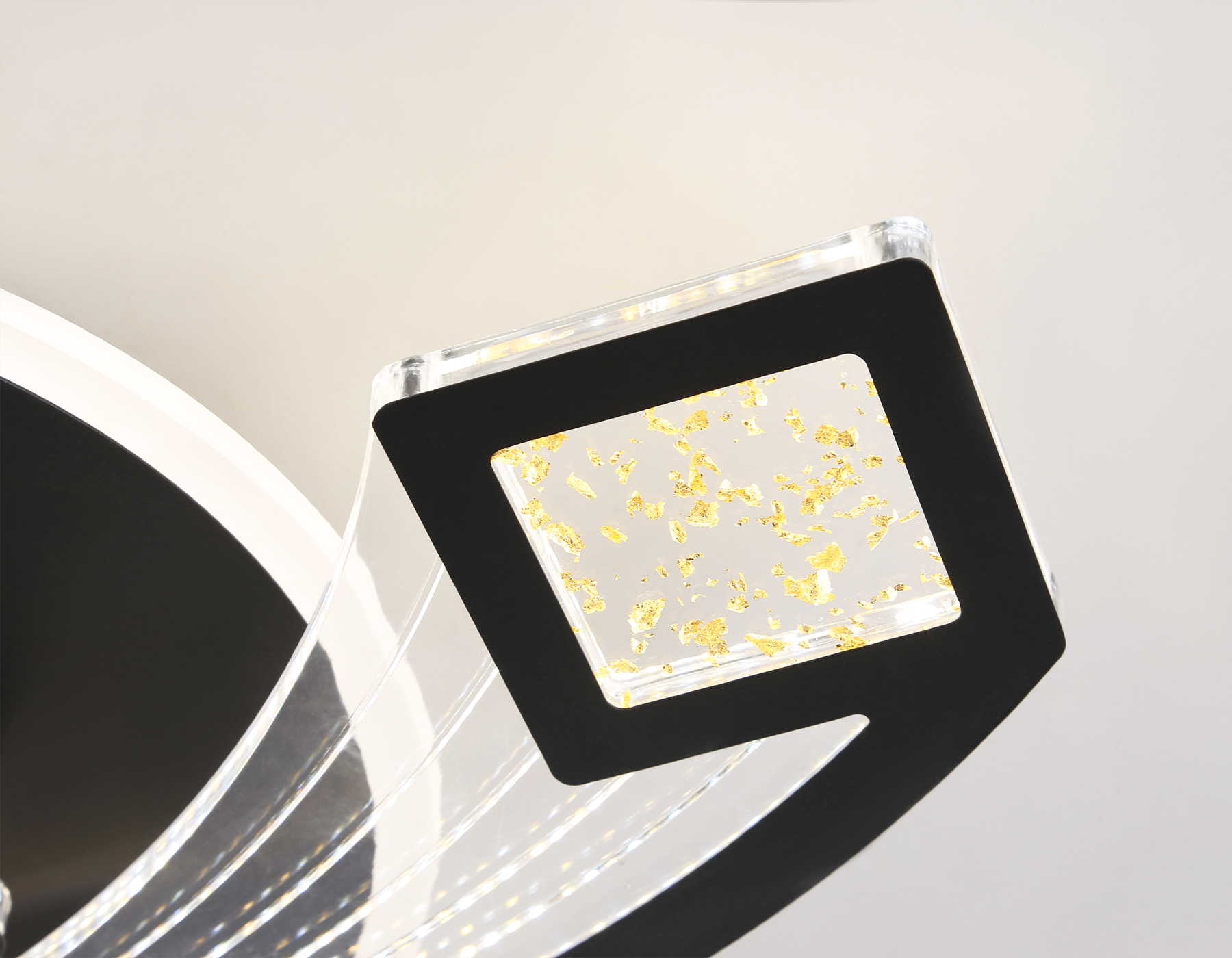 Потолочный светодиодный светильник с пультом FA4477/3 BK черный 62W 3000K+6400K/4200K/6400K+3000K D560*75 (ПДУ ИК)