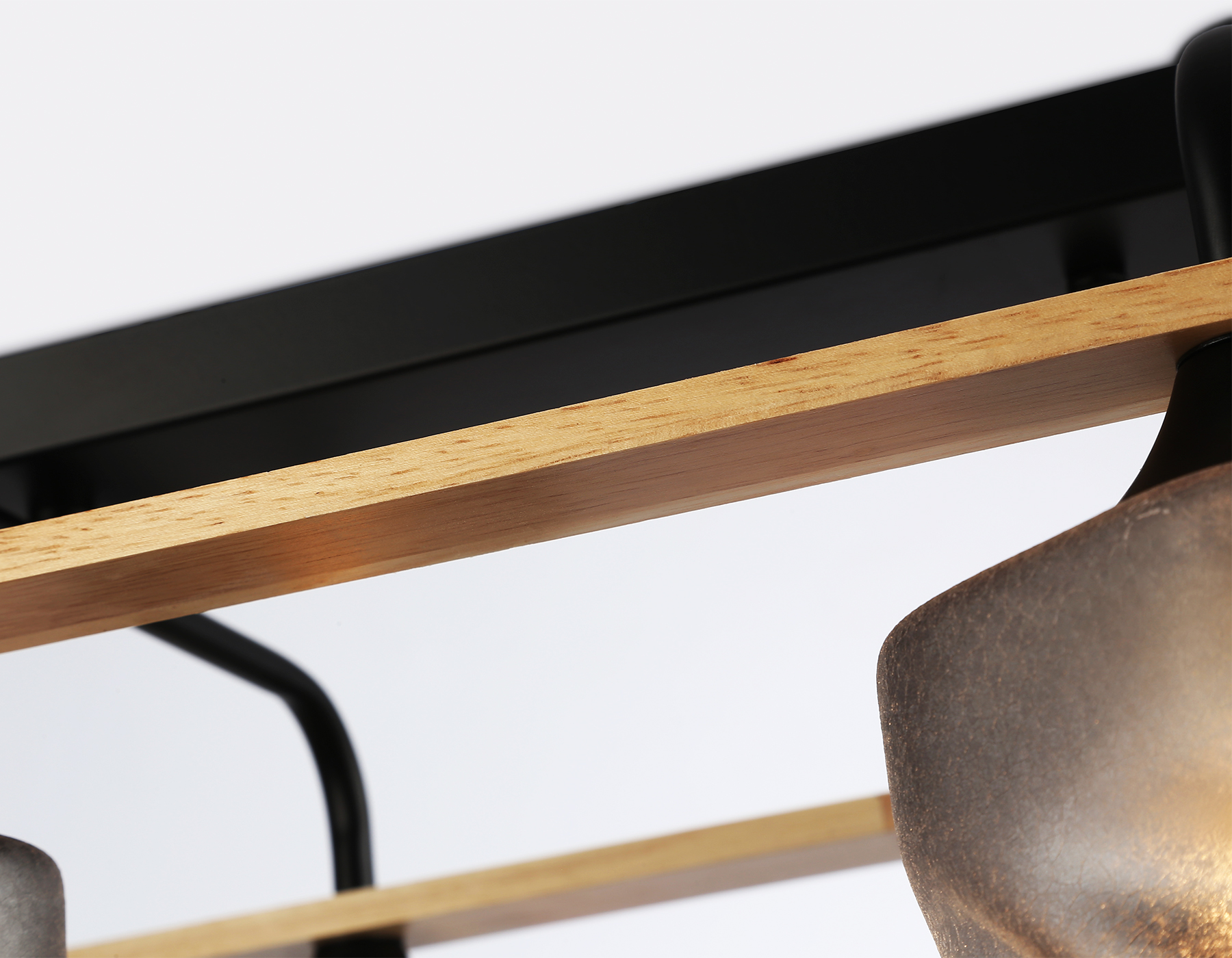 Светильник потолочный со стеклянными плафонами TR3033250/6 BK/WD черный/дерево E27/6 max 60W 580*340*245