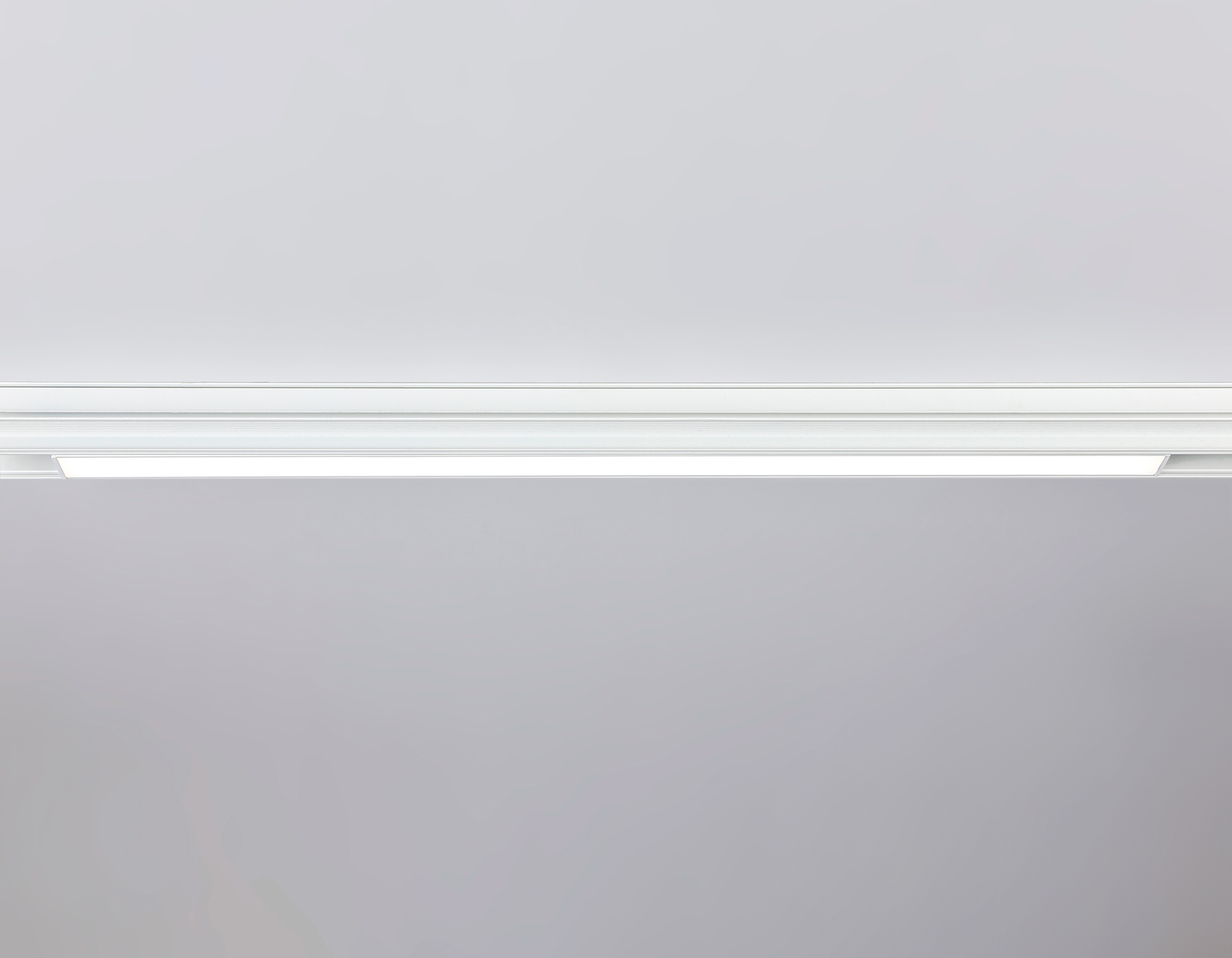 Светильник светодиодный трековый для шинопровода Magnetic GL4008 WH белый IP20 24W 4200K 48V 605*22*45