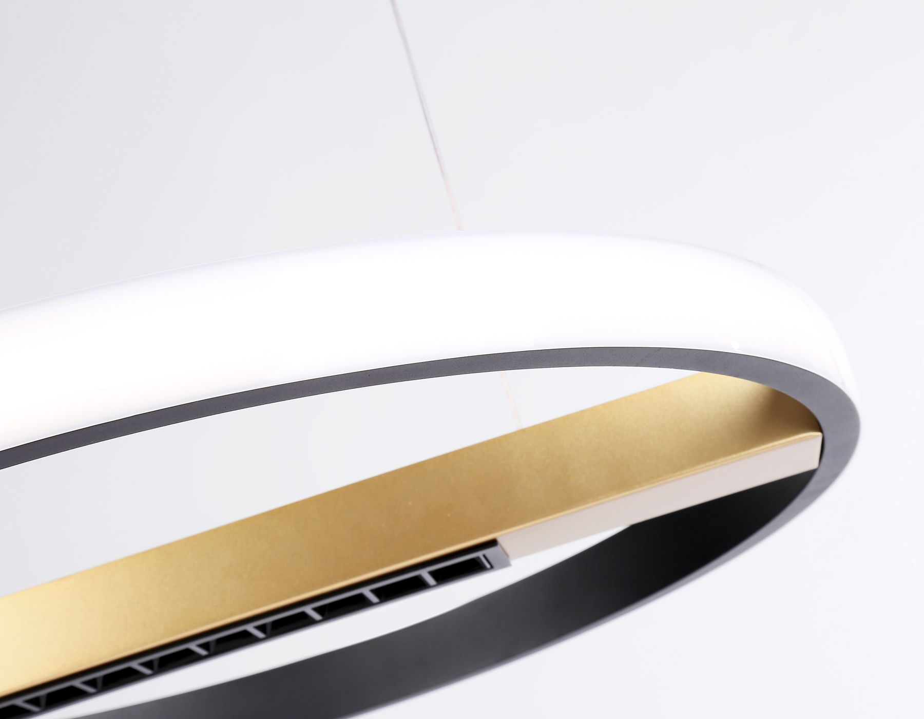 Подвесной светодиодный светильник с пультом управления FL51489 BK/GD черный/золото 62W 3000K-6400K D600*1000 (ПДУ ИК)