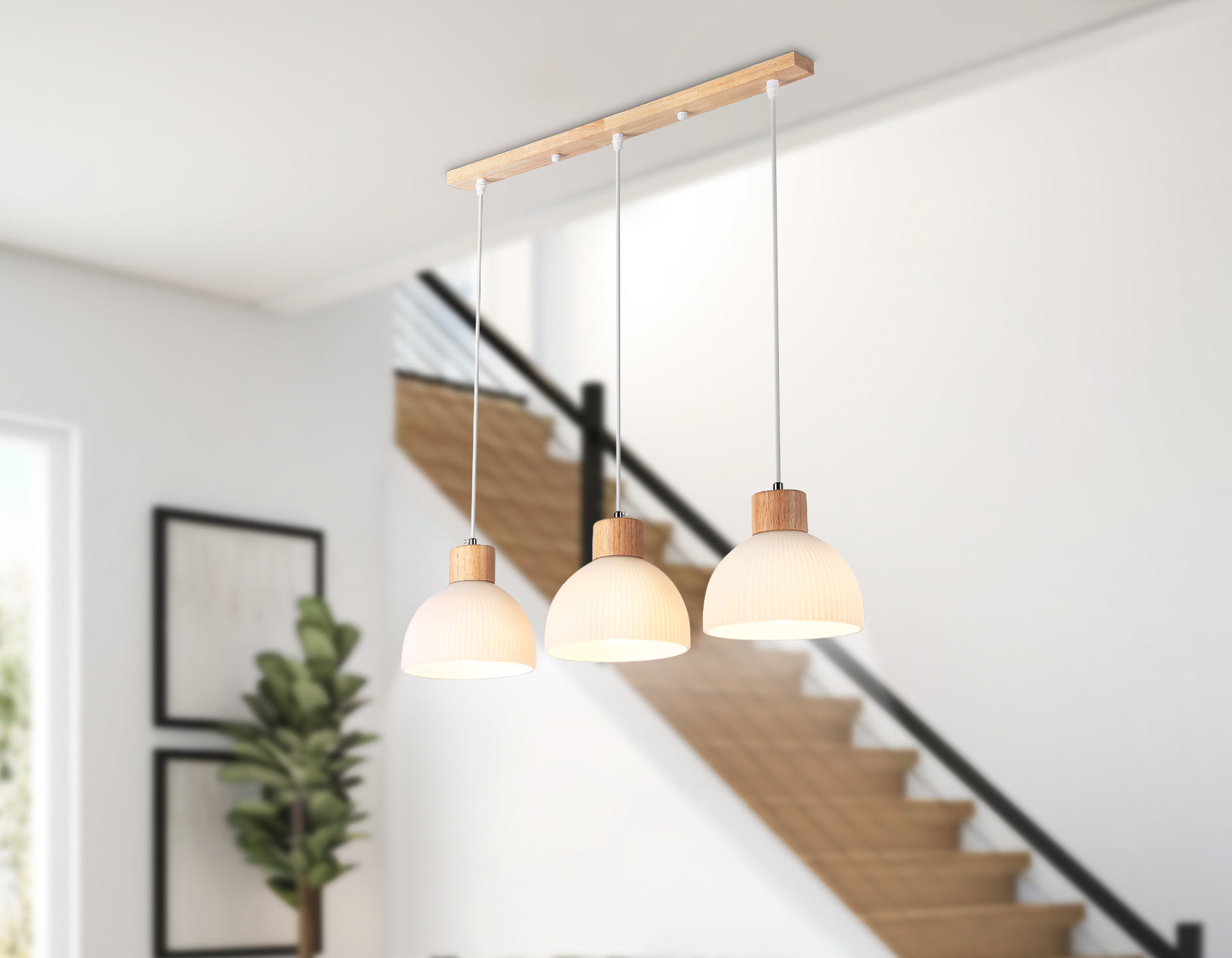 Подвесной светильник со сменной лампой TR83135/3 LW/FR светлое дерево/белый матовый E27/3 max 40W 640*180*1040