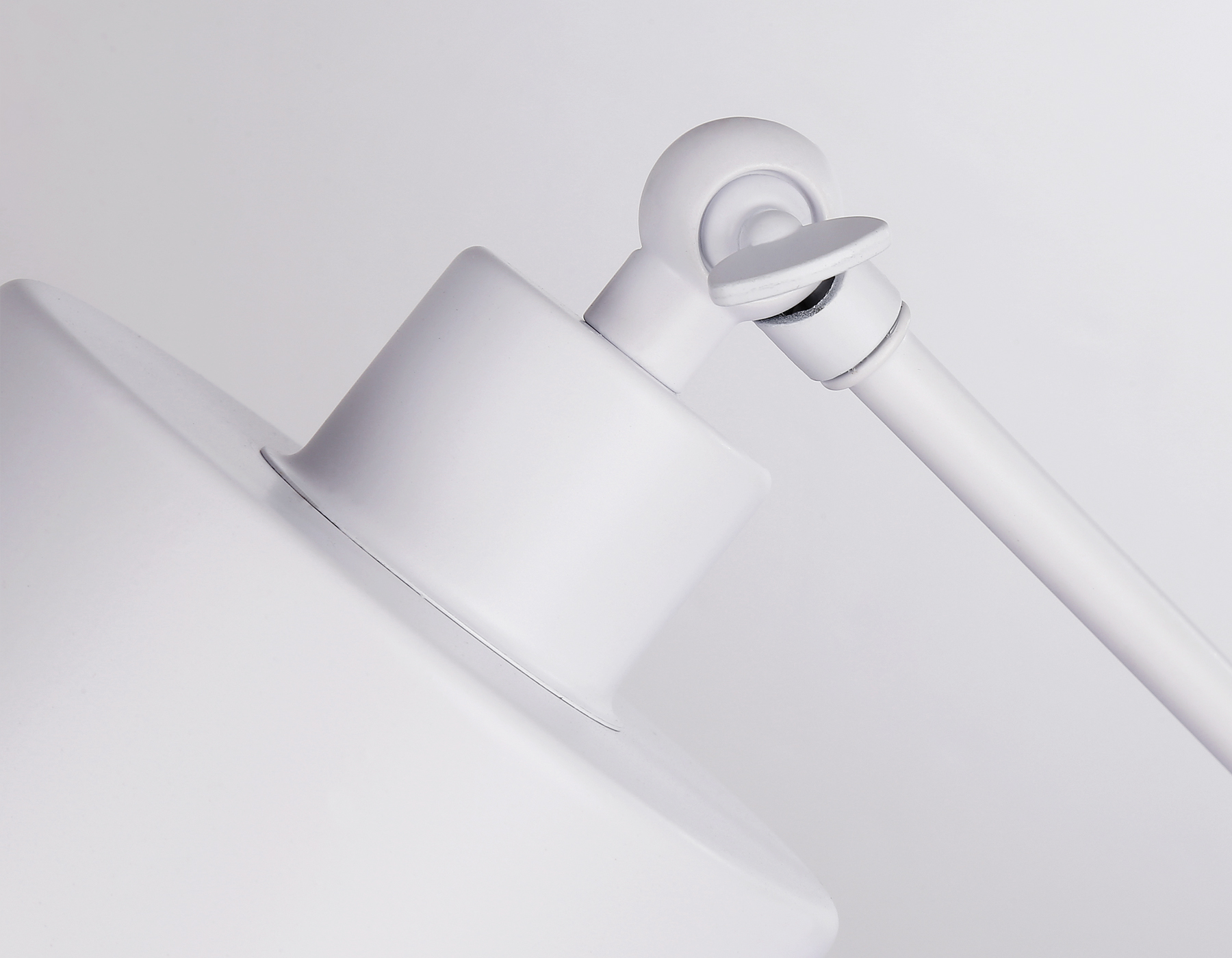 Настольная лампа в стиле лофт TR8152 WH белый E27 max 40W