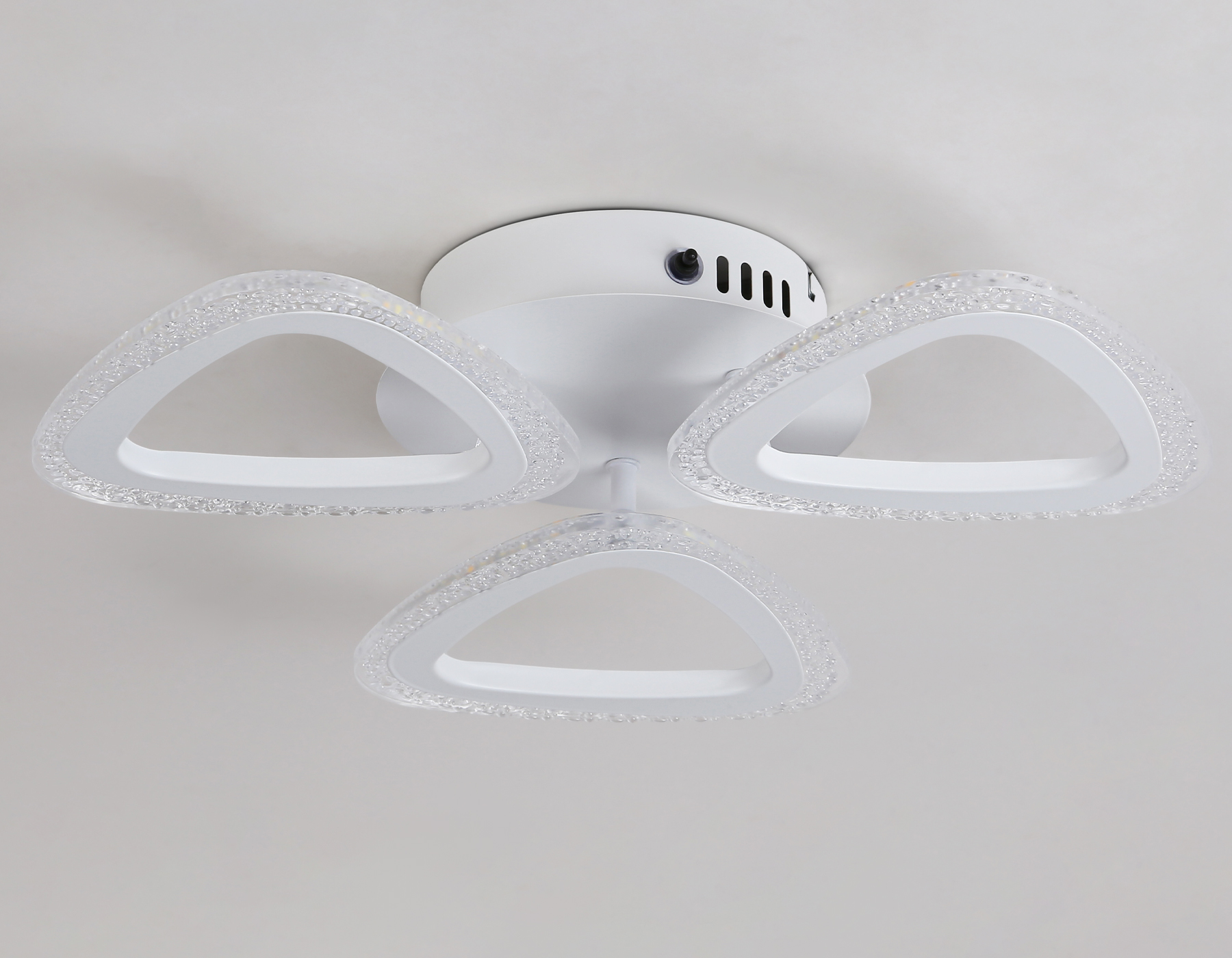 Потолочный светодиодный светильник с пультом FA4508/3 WH белый 30W 4200K/3000K/6400K D420*75 (ПДУ ИК)