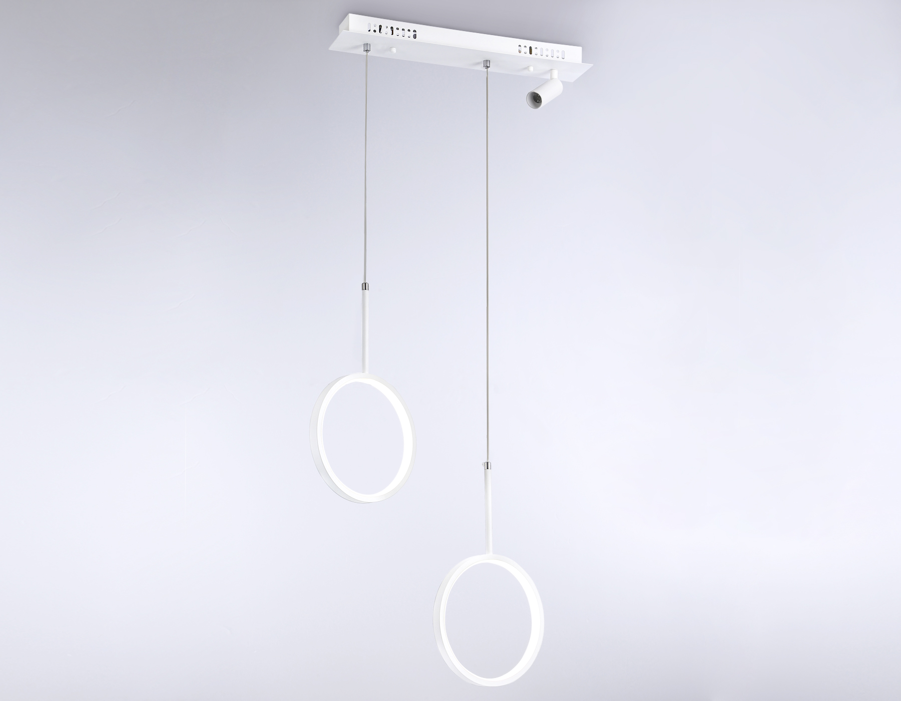 Подвесной светодиодный светильник с пультом FL5272/2+1 WH белый 38W 3000K/4200K/6400K+4200K 500*90*1200 (ПДУ ИК)