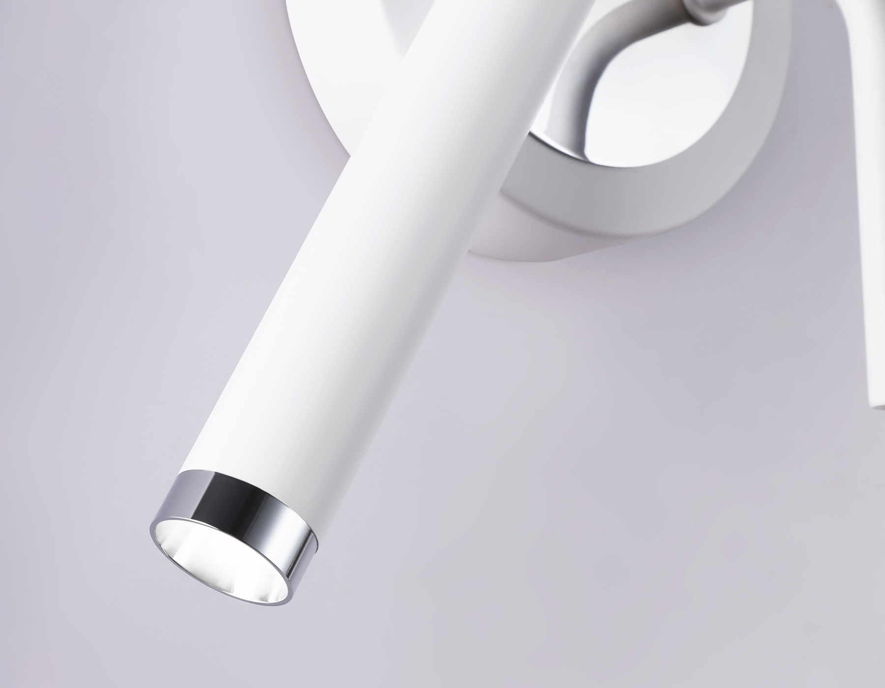 Настенный светодиодный светильник FL51651/1+1 WH/CH белый/хром 10W 4200K 500*227*90