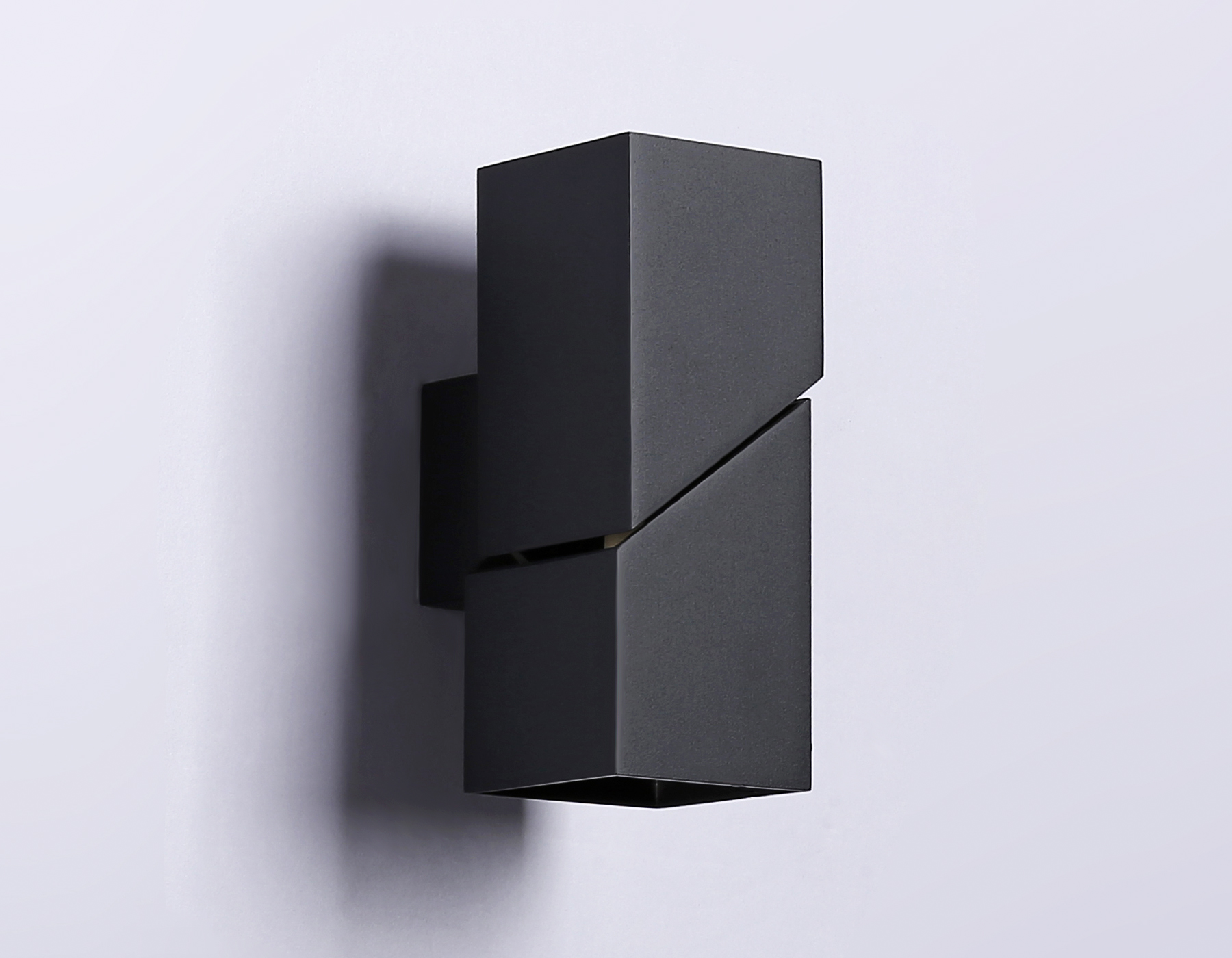 Настенный светильник со сменной лампой FW2475 BK черный G9 max 40W 155*60*90