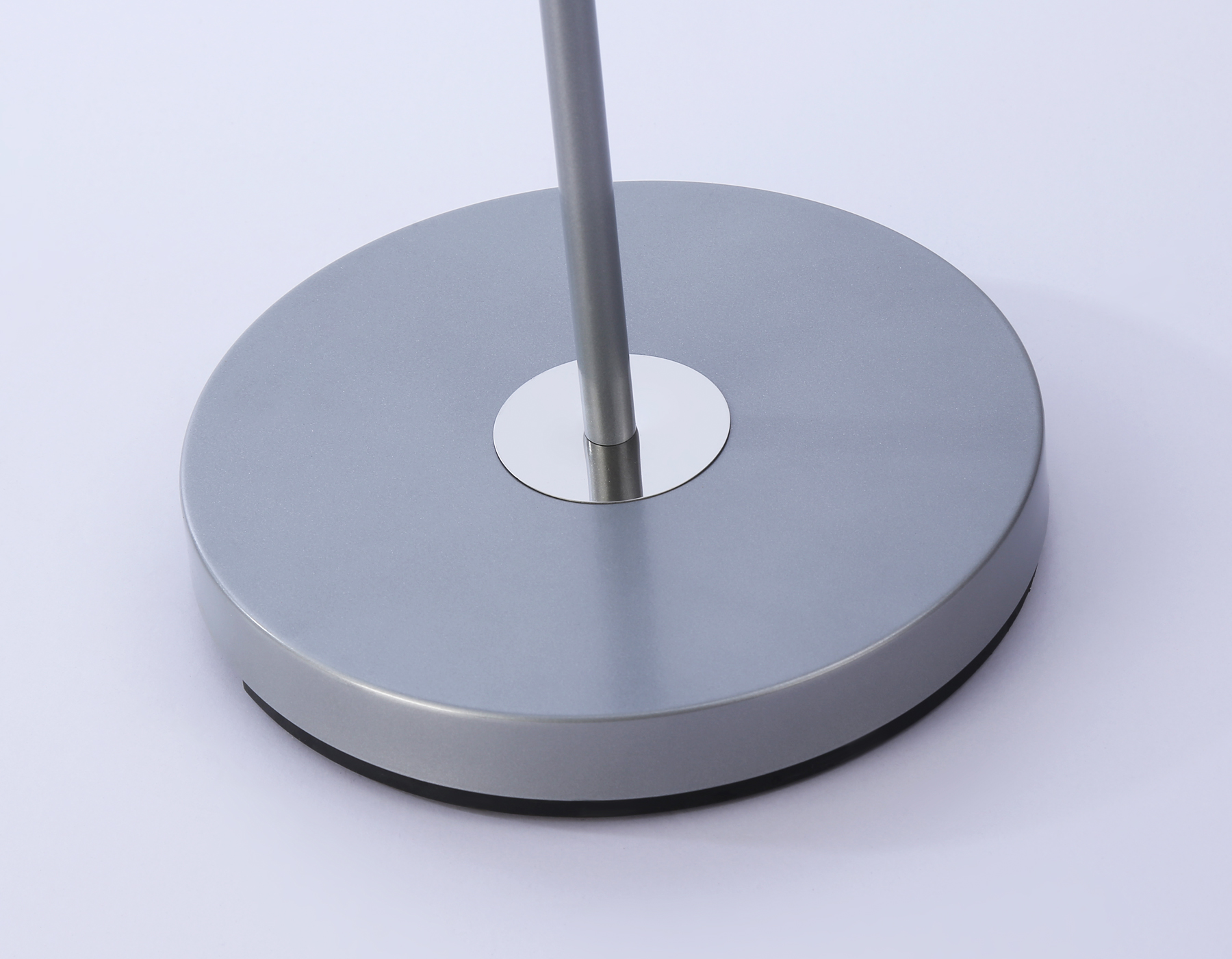 Светильник напольный с выключателем на проводе TR97658 SL серебро E27 max 40W D140*1450